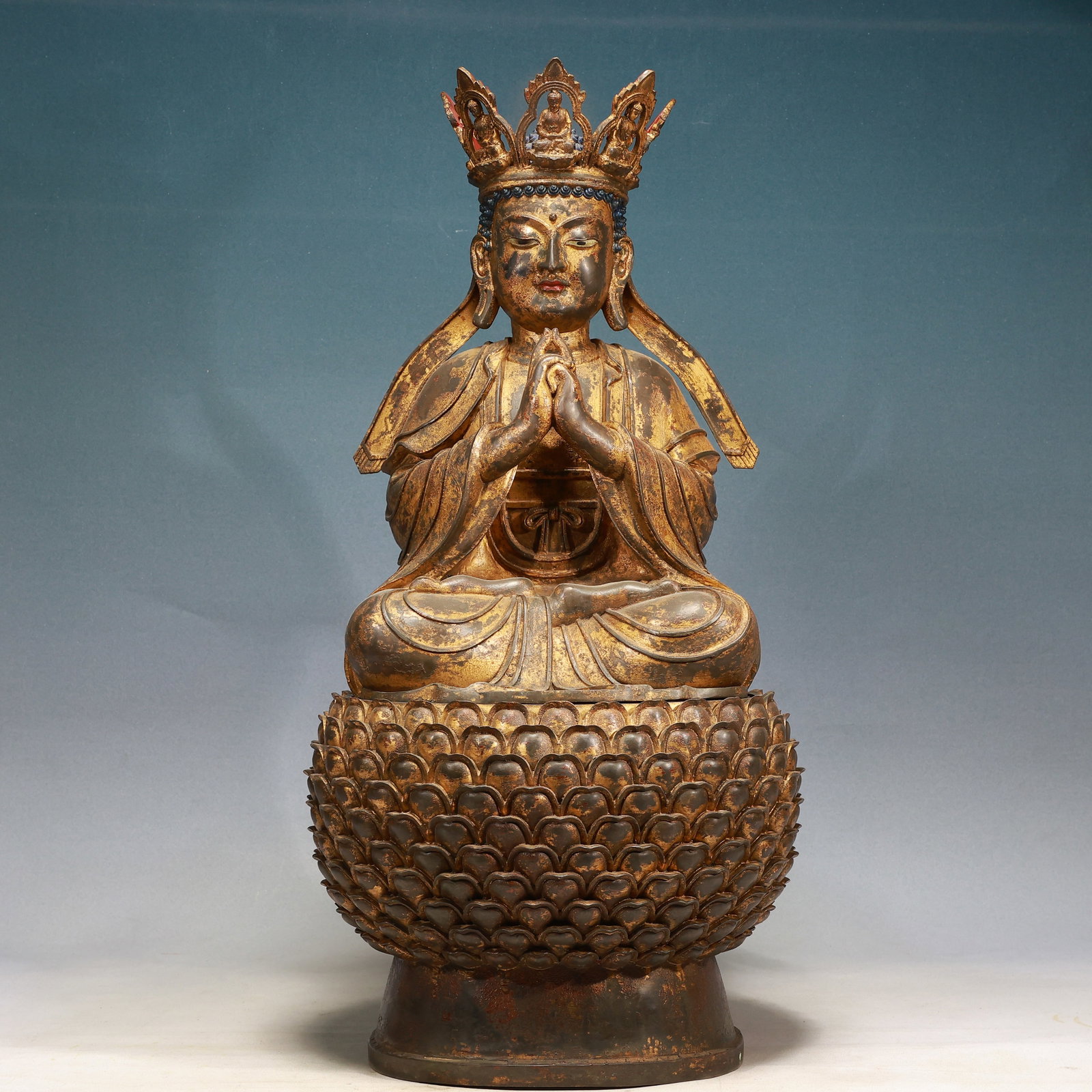 A Rare Gilt Bronze Statue of Sakyamuni: A Rare Gilt Bronze Statue of Sakyamuni,Ming Dynasty,China,Size:13.4inx12.6inx28.3in ,Weight:27.21Kg 铜鎏金释迦摩尼像,中国明代