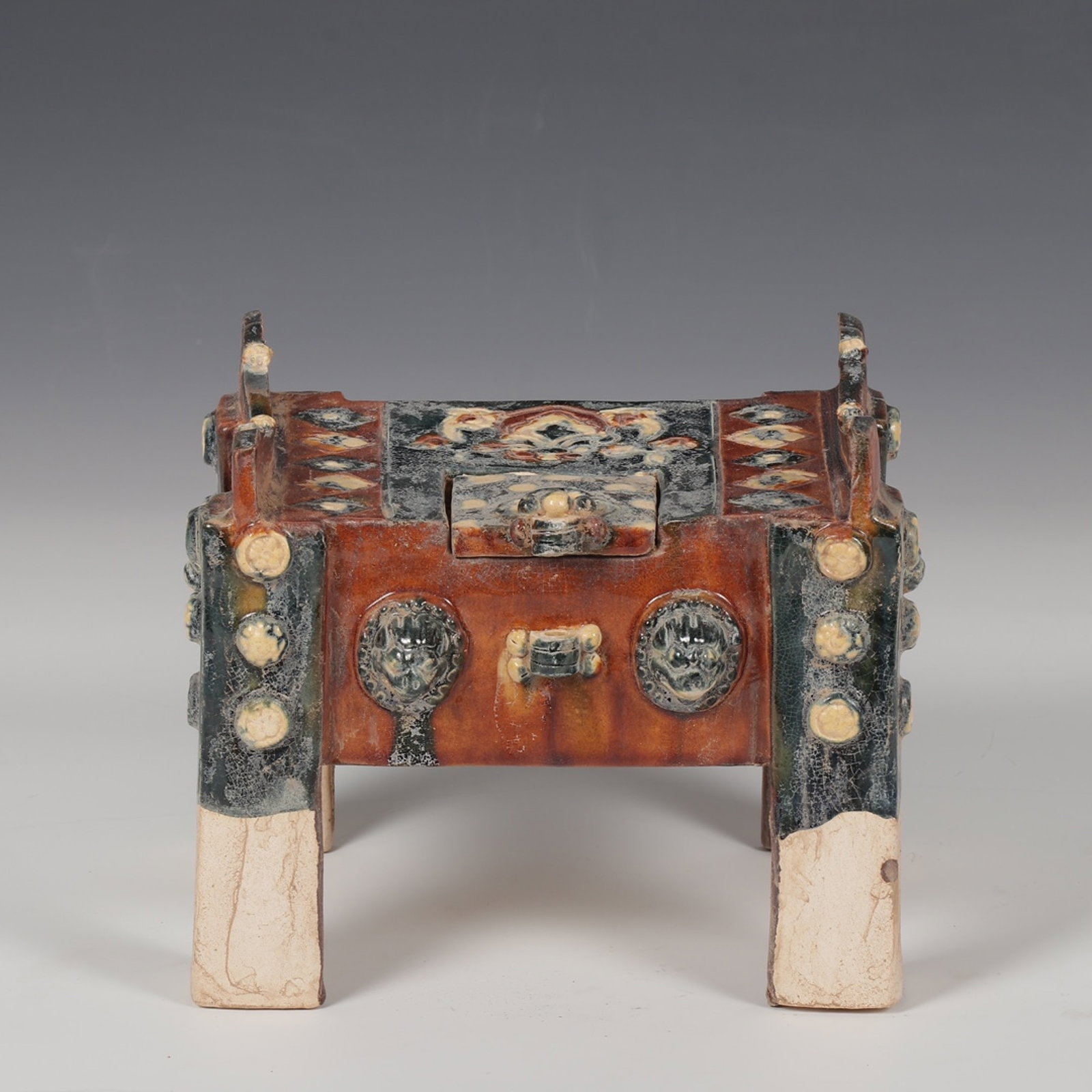 An Exquisite Tang Tri-Color Glazed Pottery Flower Pattern Ornament: An Exquisite Tang Tri-Color Glazed Pottery Flower Pattern Ornament,Tang Dynasty,China,Size:5.9inx6.3inx5.1in 唐三彩花卉纹摆件,中国唐&#
