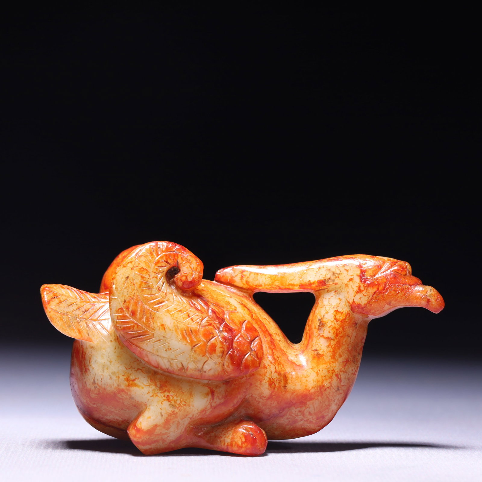 An Exquisite White Jade Phoenix Ornament: An Exquisite White Jade Phoenix Ornament,Qing Dynasty,China,Size:3.9inx1.2inx2.2in,Weight:227g 白玉凤摆件,中国清代