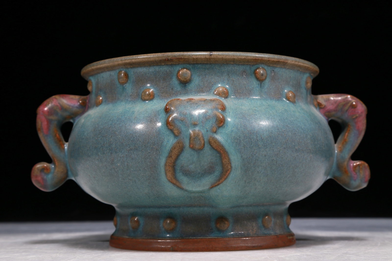 A Fabulous Junyao Censer: A Fabulous Junyao Censer. Chinese Ming Dynasty. Size:8.7inx6.7in. Weight:1625g. 明代 钧窑双耳香炉