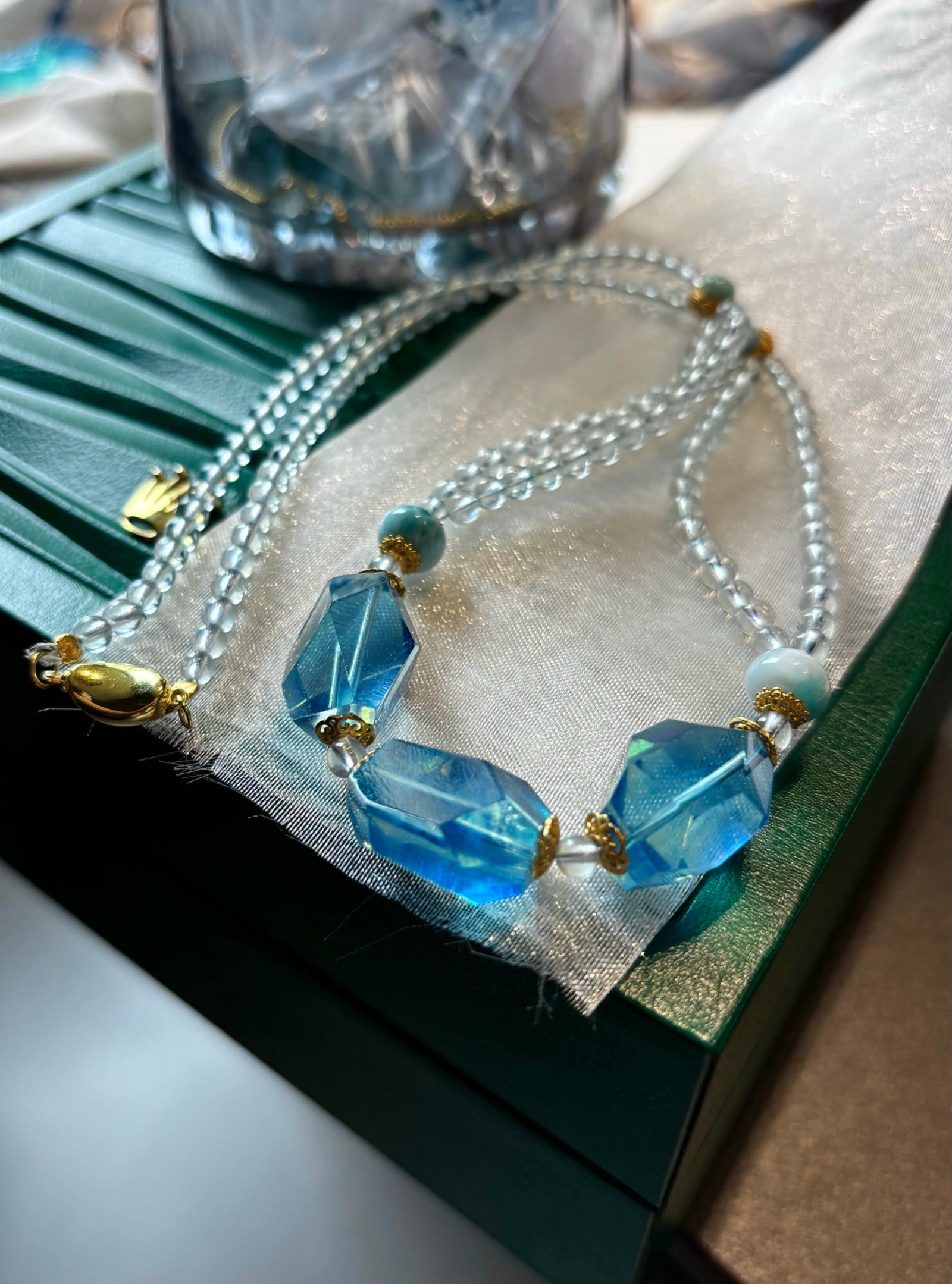 An Exquisite Aquamarine Necklace: An Exquisite Aquamarine Necklace,Size:20mmx14mm,Weight:28.6g 海蓝宝项链