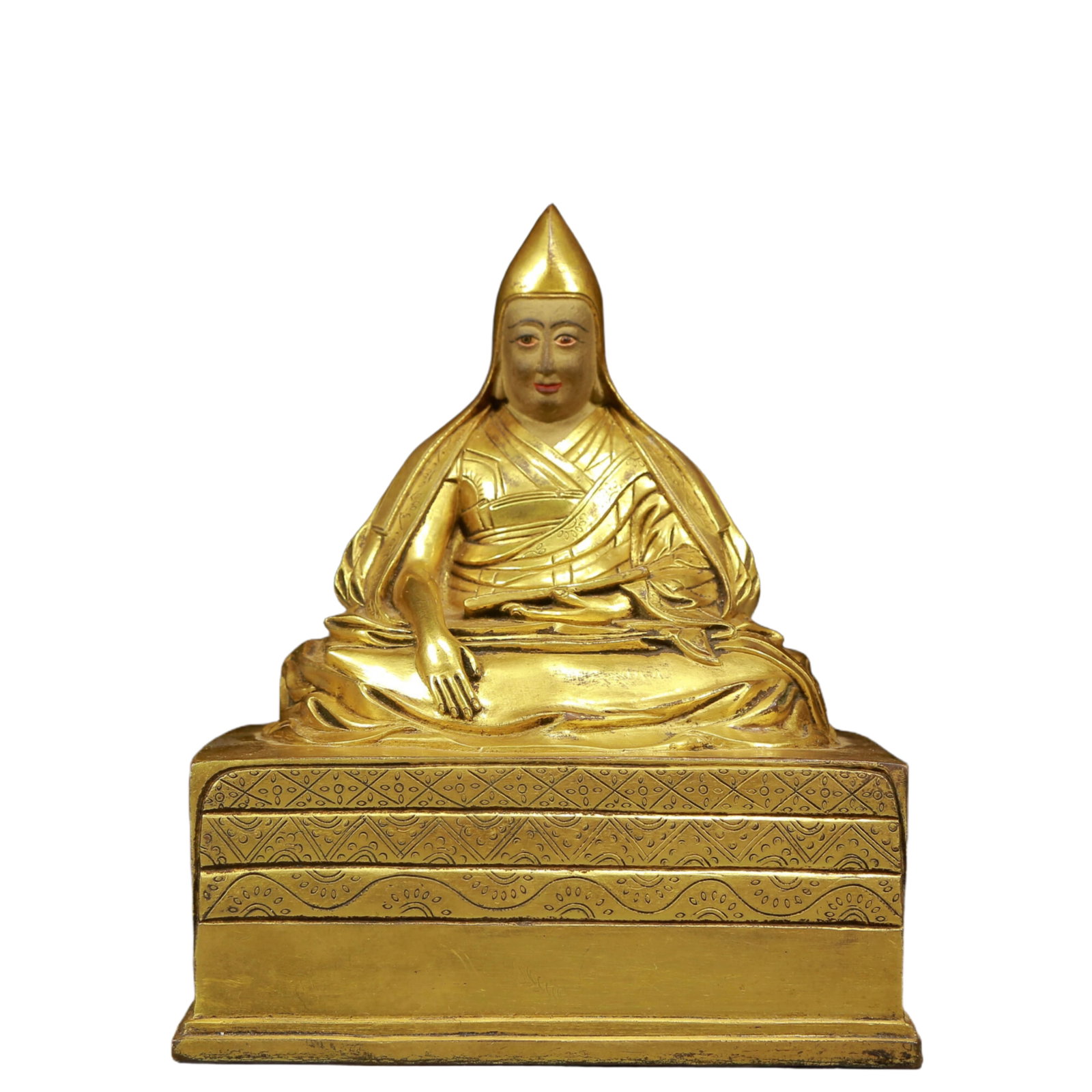 A Solemn Gilt Bronze Statue of Guru: A Solemn Gilt Bronze Statue of Guru,Ming Dynasty, China,Size:5.9inx4.7inx7.5in,Weight:2905g 铜鎏金上师像，明代