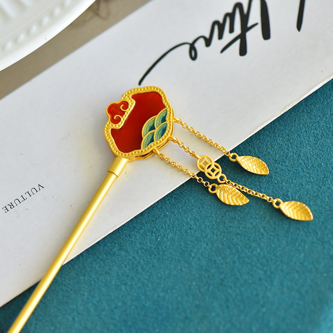 An Exquisite Sterling Silver-Gold Plated Inlaid Red Agate Hairpin: An Exquisite Sterling Silver-Gold Plated Inlaid Red Agate Hairpin