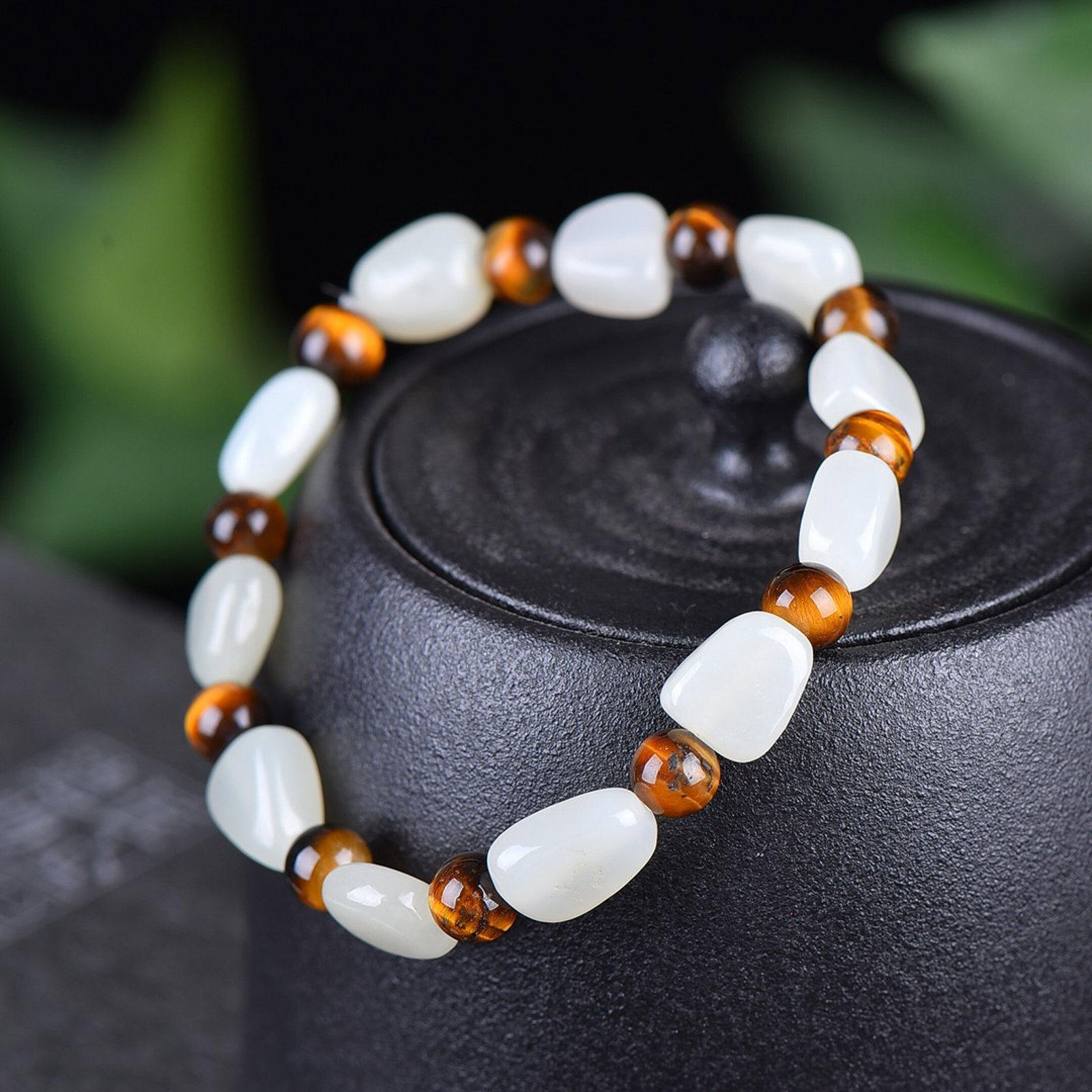 An Exquisite White Jade Bracelets - 5