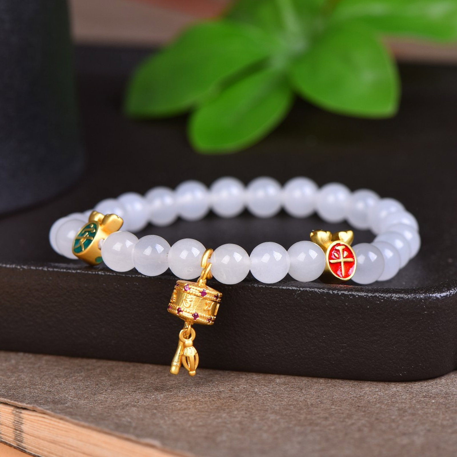 An Exquisite White Jade Bracelets - 4