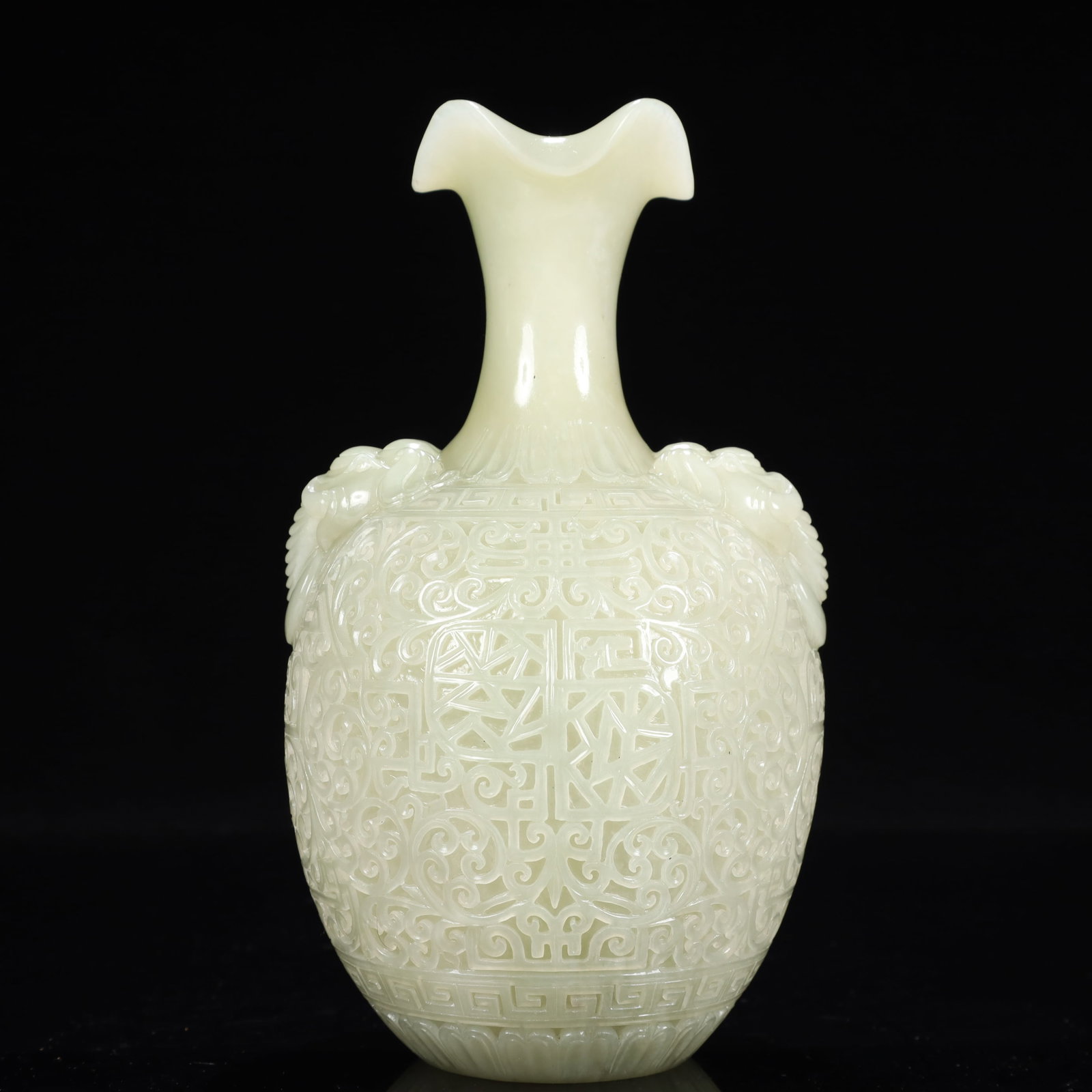 An Exquisite Greenish Jade Flower Pattern Elephant-Ears Vase: An Exquisite Greenish Jade Flower Pattern Elephant-Ears Vase,Qing Dynasty, China,Qianlong Four-character Mark,Size:4.7inx8.3in,Weight:1350g 青白玉花卉纹象 