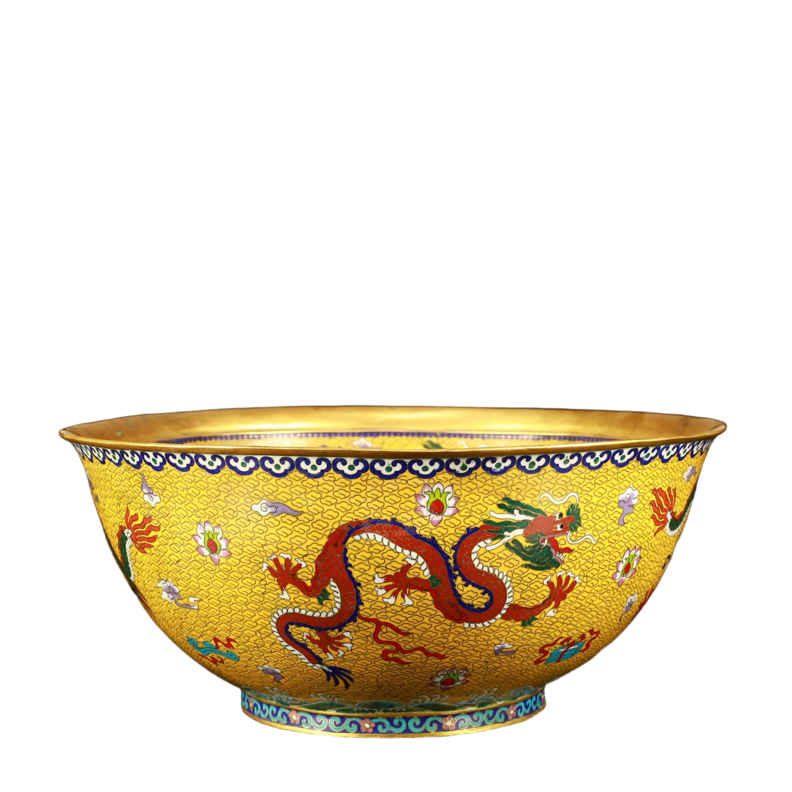 A Huge Cloisonne Dragon Pattern Bowl: A Huge Cloisonne Dragon Pattern Bowl,(A type of enamelware with metal wires separating colored glaze, originating in China),Qing Dynasty,China,Qianlong Four-character Mark,Size:15.7inx15.7inx6.7in,Wei