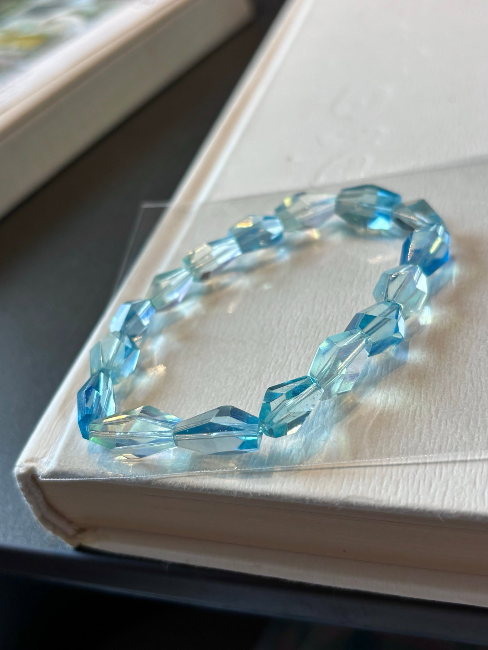 An Exquisite Aquamarine Bracelet: An Exquisite Aquamarine Bracelet,Size:8.2mm,Weight:13.2g 海蓝宝手链