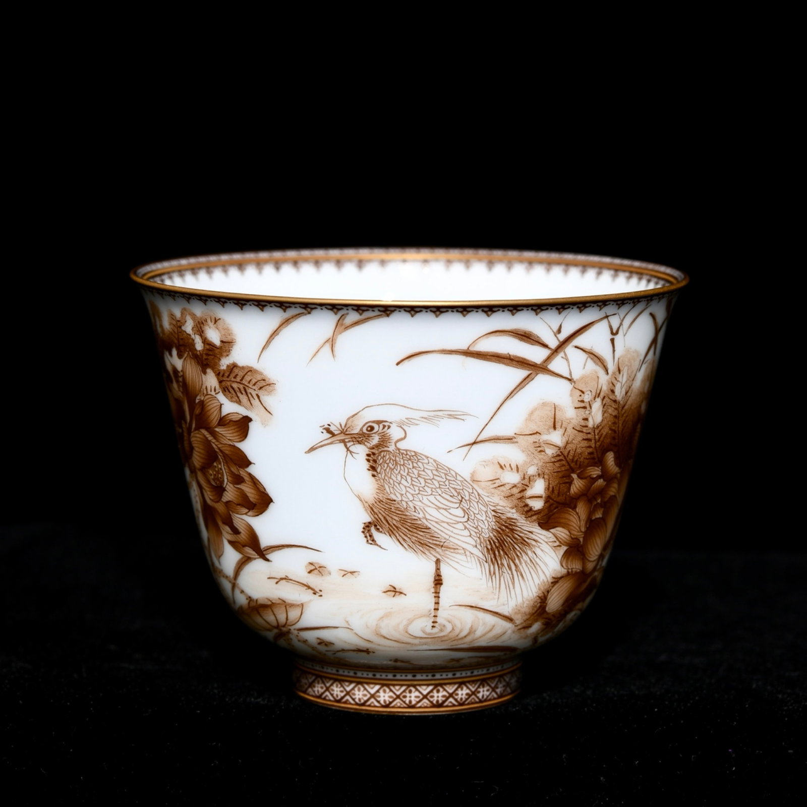 An Exquisite Ink Color Painted Gold Flower and Bird Pattern Cup: An Exquisite Ink Color Painted Gold Flower and Bird Pattern Cup,Qing Dynasty,China,Yongzheng Four-character Mark,Size:2inx2.6in 墨彩描金花鸟纹杯子