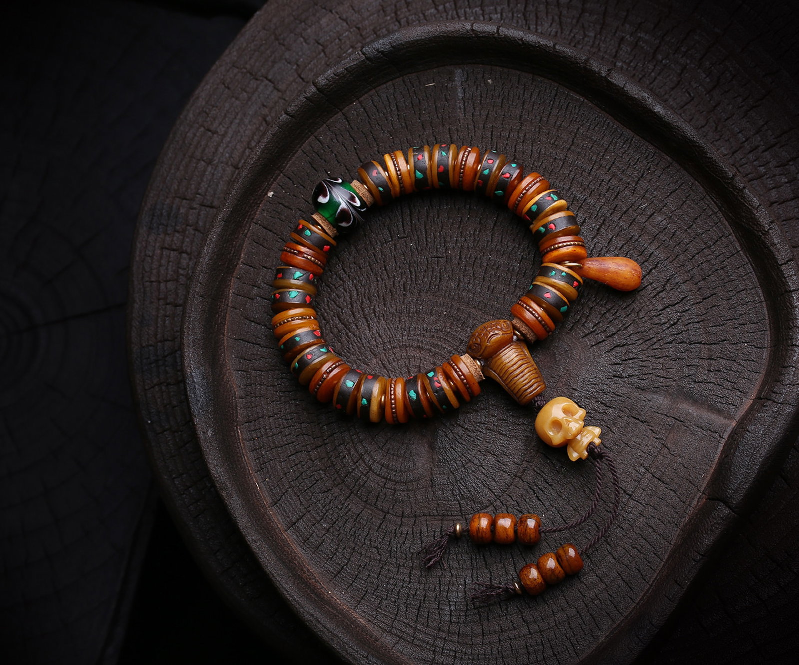 An Exquisite Multi-Gem Bracelets: An Exquisite Multi-Gem Bracelets,Size:12mmx5mm,Total Weight:52.3g 多宝手串