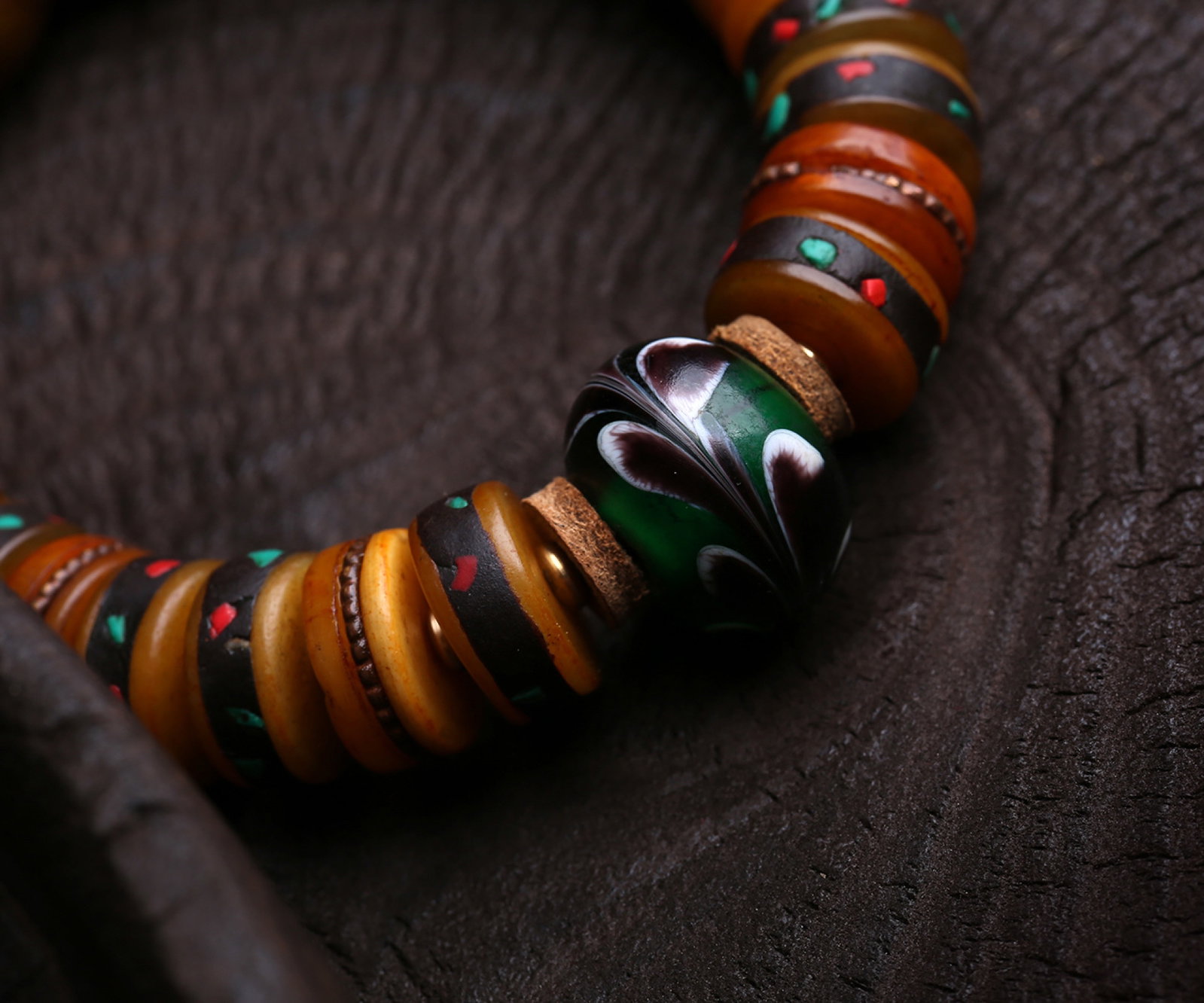 An Exquisite Multi-Gem Bracelets - 6