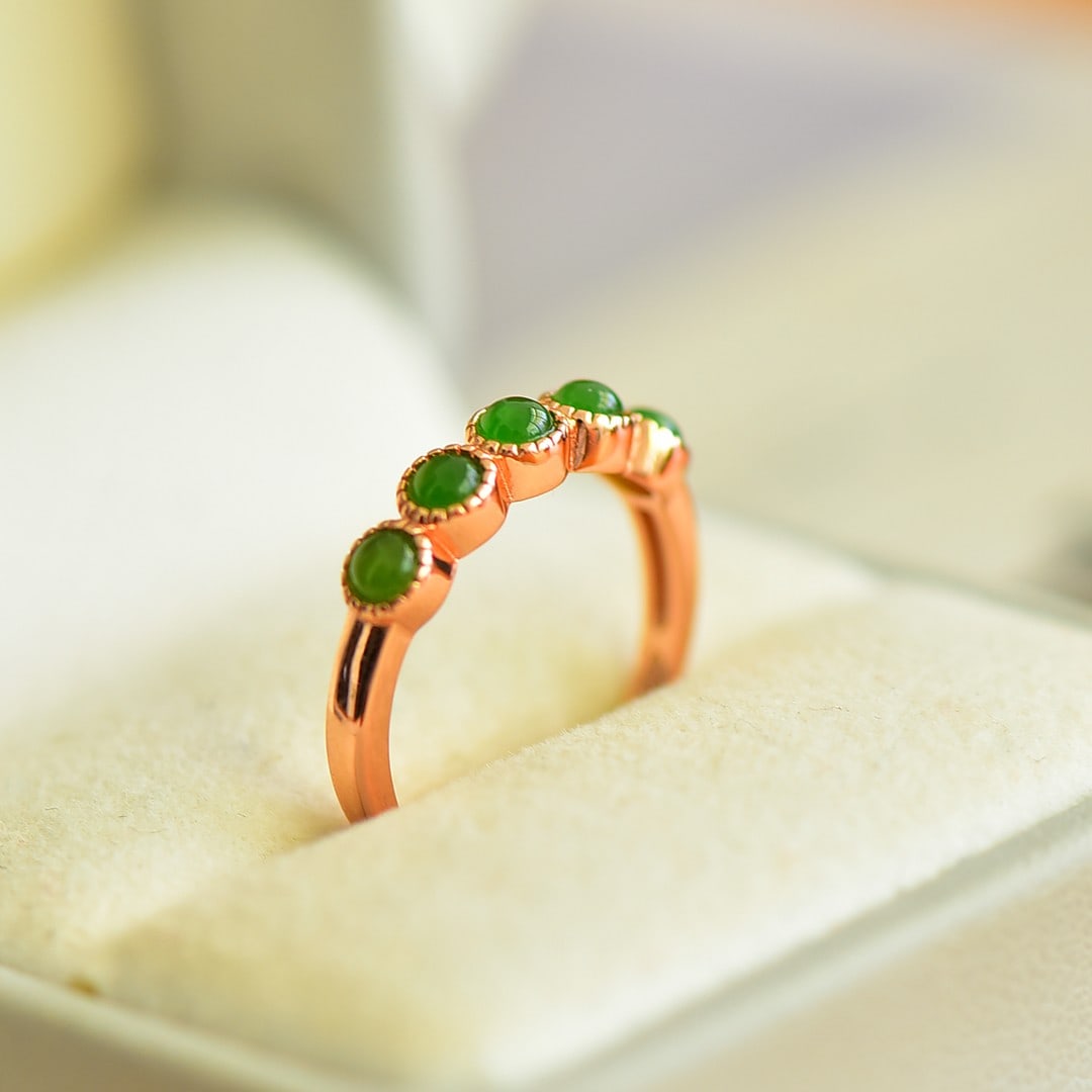 An Exquisite Sterling Silver Inlaid Jasper Ring (1 of 5)