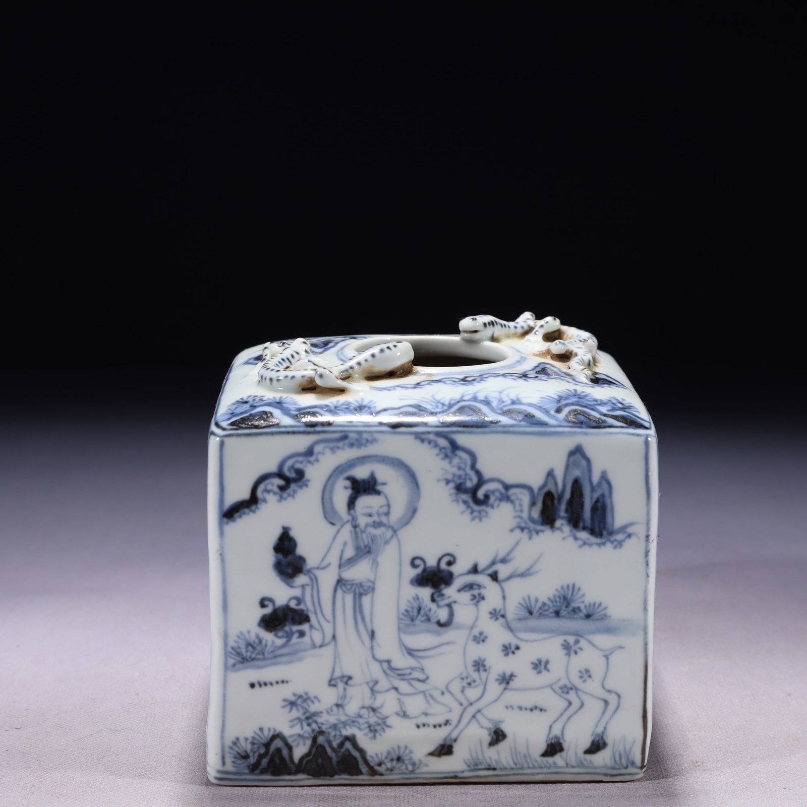 An Exquisite Blue and White Character and Story Pattern Brush Washer: An Exquisite Blue and White Character and Story Pattern Brush Washer,Qing Dynasty,China,Size:4.3inx4.1in,Weight:1150g 青花人物故事纹笔洗,中&
