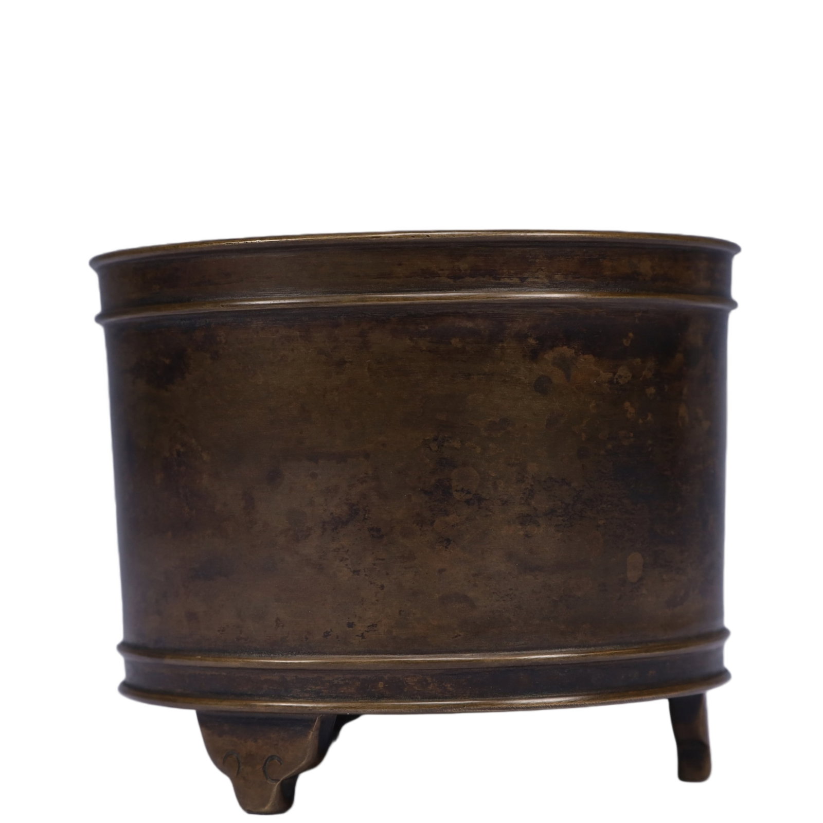 An Exquisite Bronze Tripod Censer,Qing Dynasty, China,With Mark,Size:11cmx9cm,Weight:1050g: An Exquisite Bronze Tripod Censer 铜三足香炉,中国清代,带款