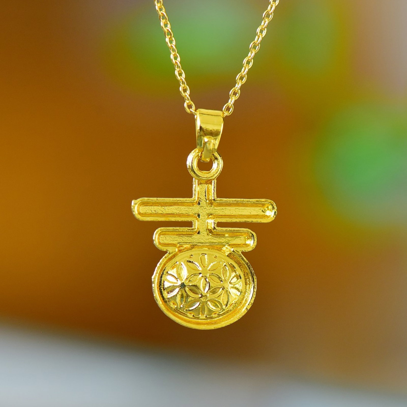 An Exquisite Pendant - 5