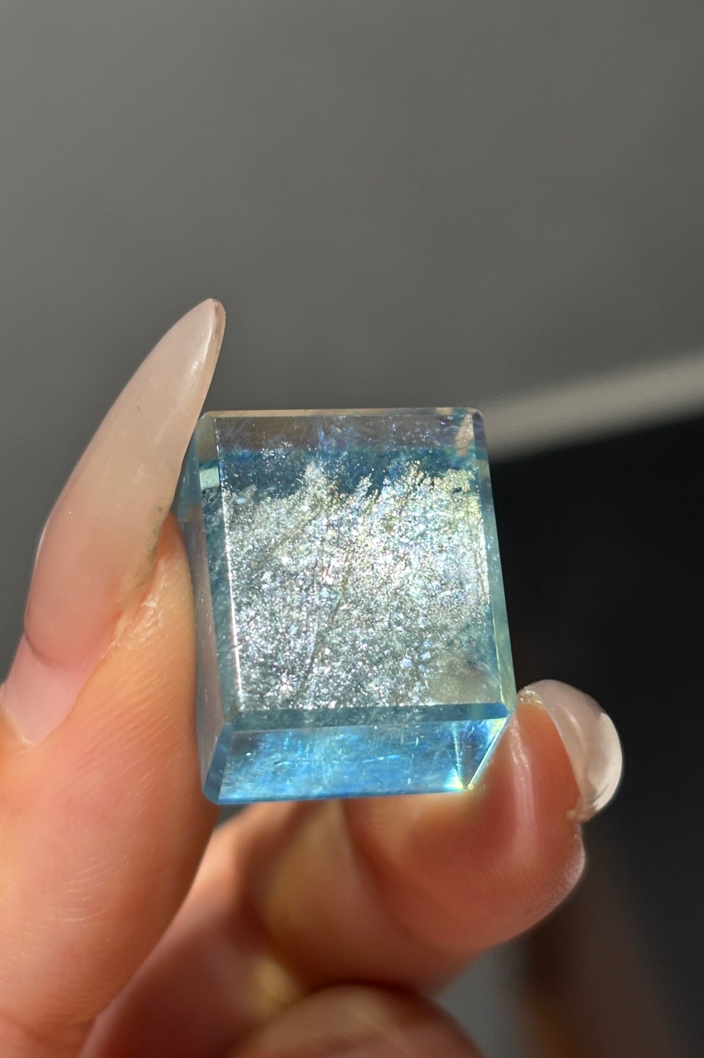 An Exquisite Aquamarine Pendant: An Exquisite Aquamarine Pendant,Size:20mmx17mmx13mm,Weight:11.5g 海蓝宝吊坠