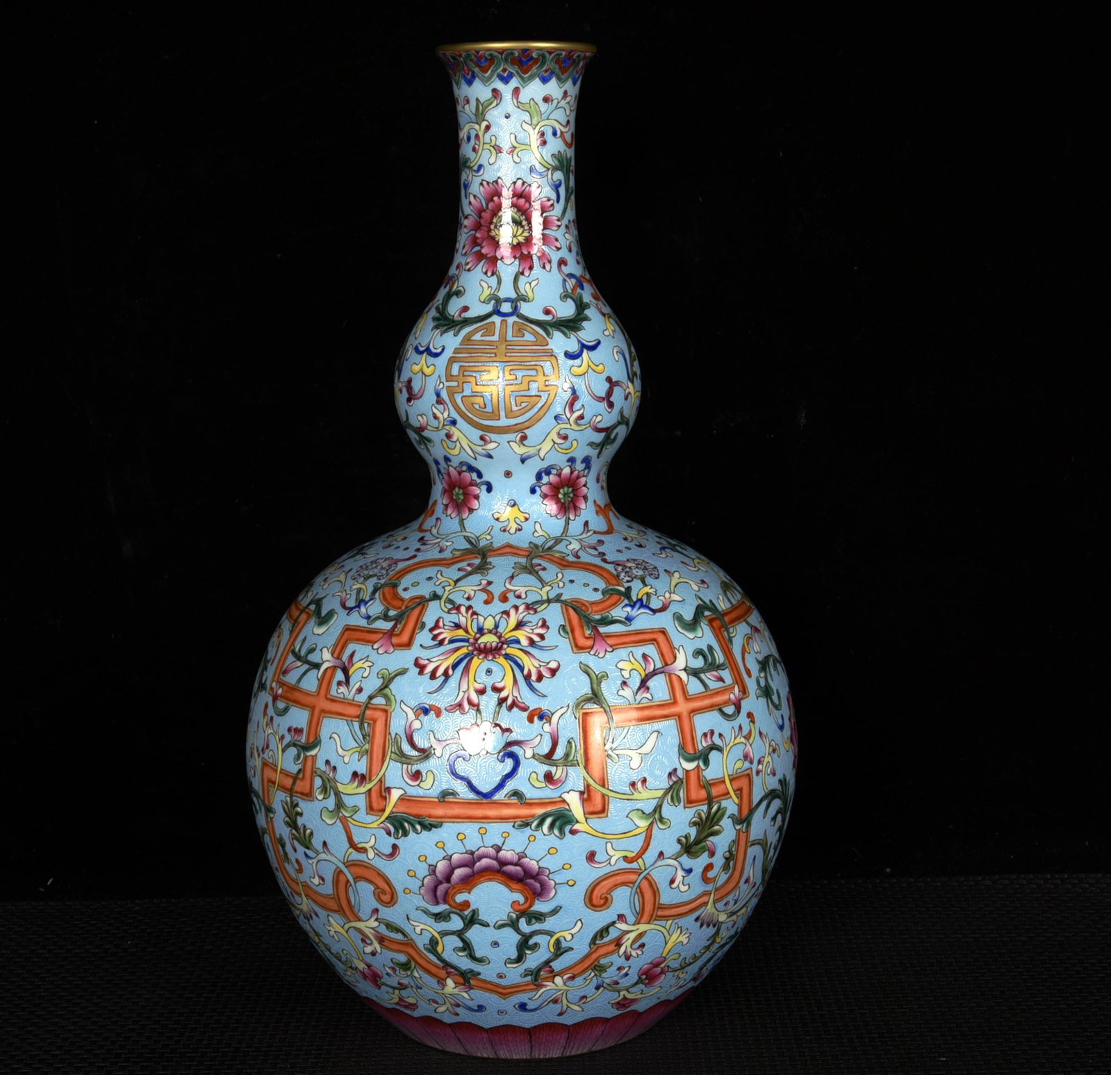 A Rare Green Ground Enamel Painted Gold Lotus Pattern Gourd-Shaped Vase: A Rare Green Ground Enamel Painted Gold Lotus Pattern Gourd-Shaped Vase,Qing Dynasty,China,Qianlong Six-character Mark,Size:15.6inx9.1in 绿地珐琅彩描金缠