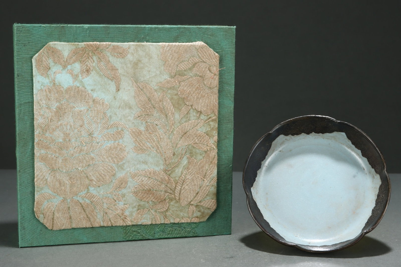 An Exquisite Ru yao Cover with Silver Brush Washer: An Exquisite Ru yao Cover with Silver Brush Washer,Song Dynasty,China,Size:1.6inx5.8in 汝窑包银笔洗,中国宋代