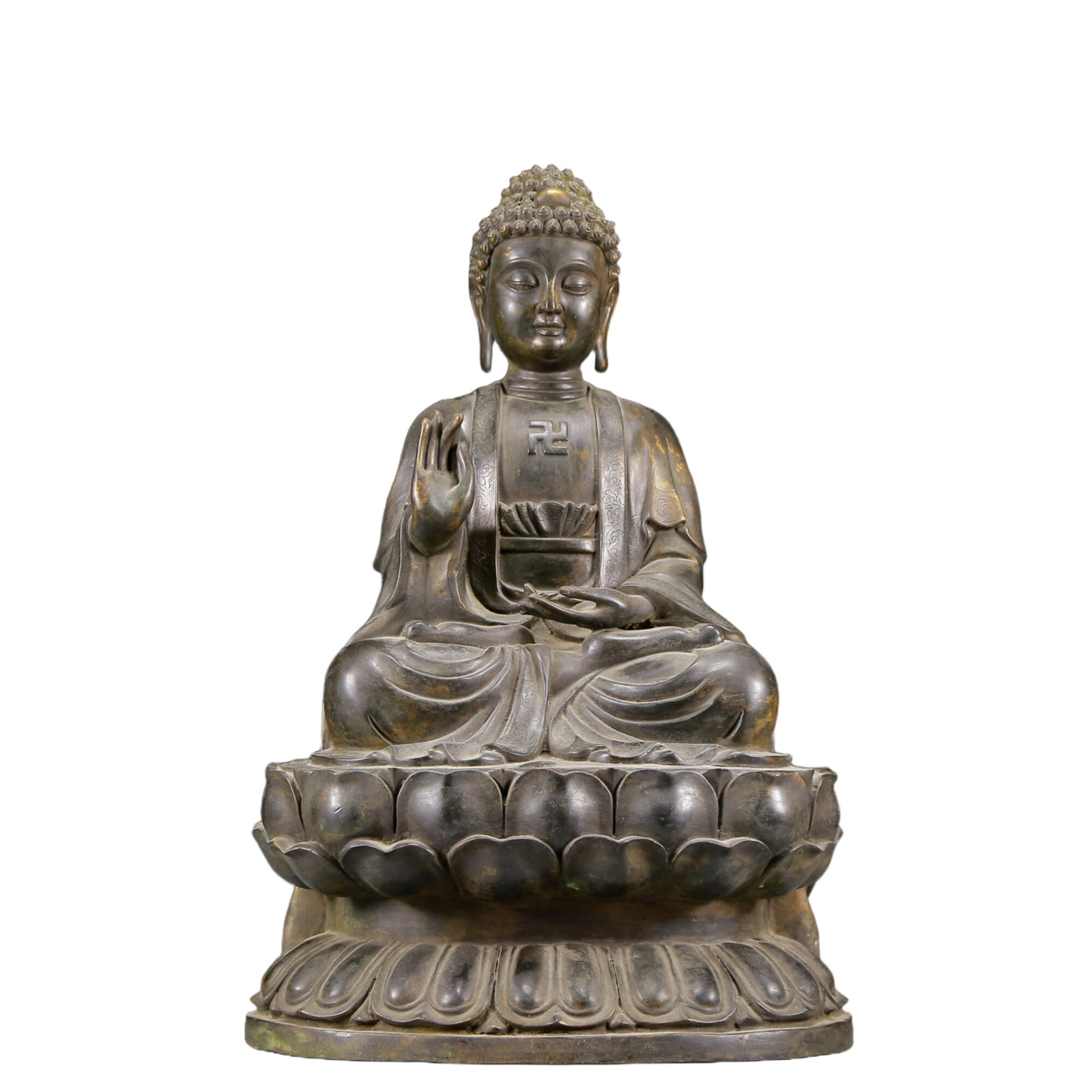 A Solemn Bronze Statue of Sakyamuni: A Solemn Bronze Statue of Sakyamuni,Qing Dynasty, China,Qianlong Seven-character Mark,Size:12.6inx5.9inx18.9in,Weight:18065g 铜释迦摩尼像，清代