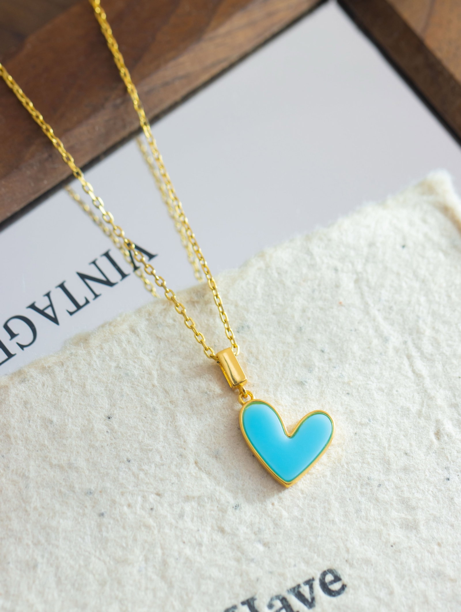 An Exquisite Sterling Silver-Gold Plated Inlaid Turquoise Pendant: An Exquisite Sterling Silver-Gold Plated Inlaid Turquoise Pendant 纯银镀金镶绿松石吊坠