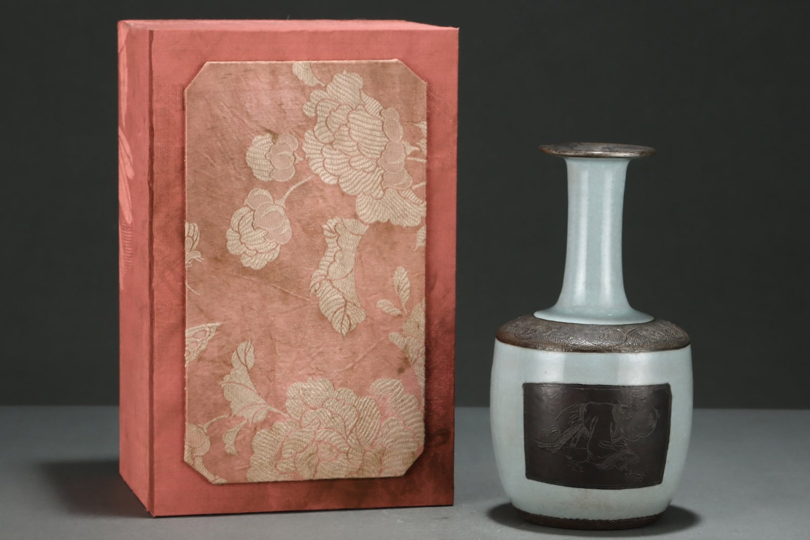 An Exquisite Ru yao Cover with Silver Character and Story Pattern Vase: An Exquisite Ru yao Cover with Silver Character and Story Pattern Vase,Song Dynasty,China,Size:9.1inx4.9in 汝窑包银人物故事纹瓶,中