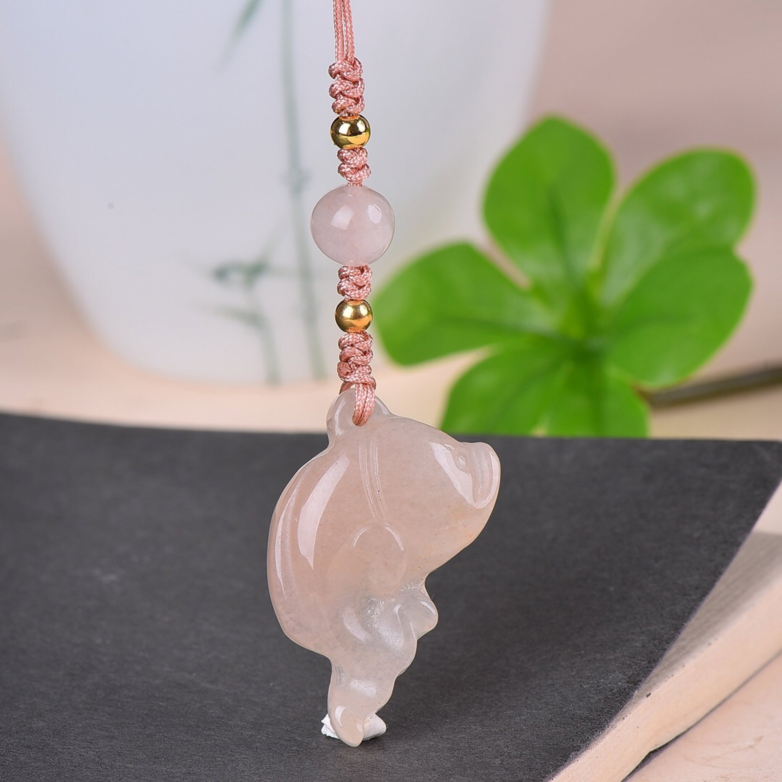 An Exquisite White Jade Pendant: An Exquisite White Jade Pendant,Size:36mmx22mm 白玉挂件