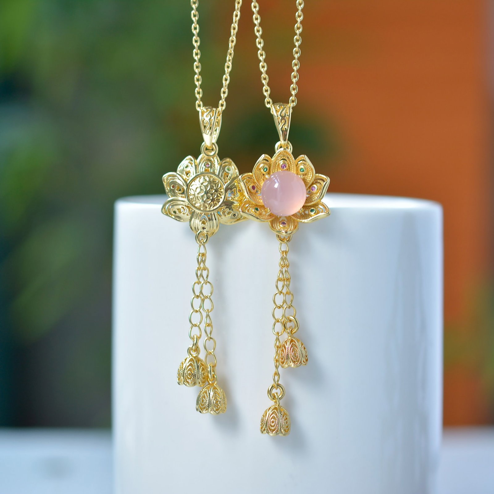 An Exquisite Pendant,Inlaid Diamond: An Exquisite Pendant Size:10mmx10mm 吊坠