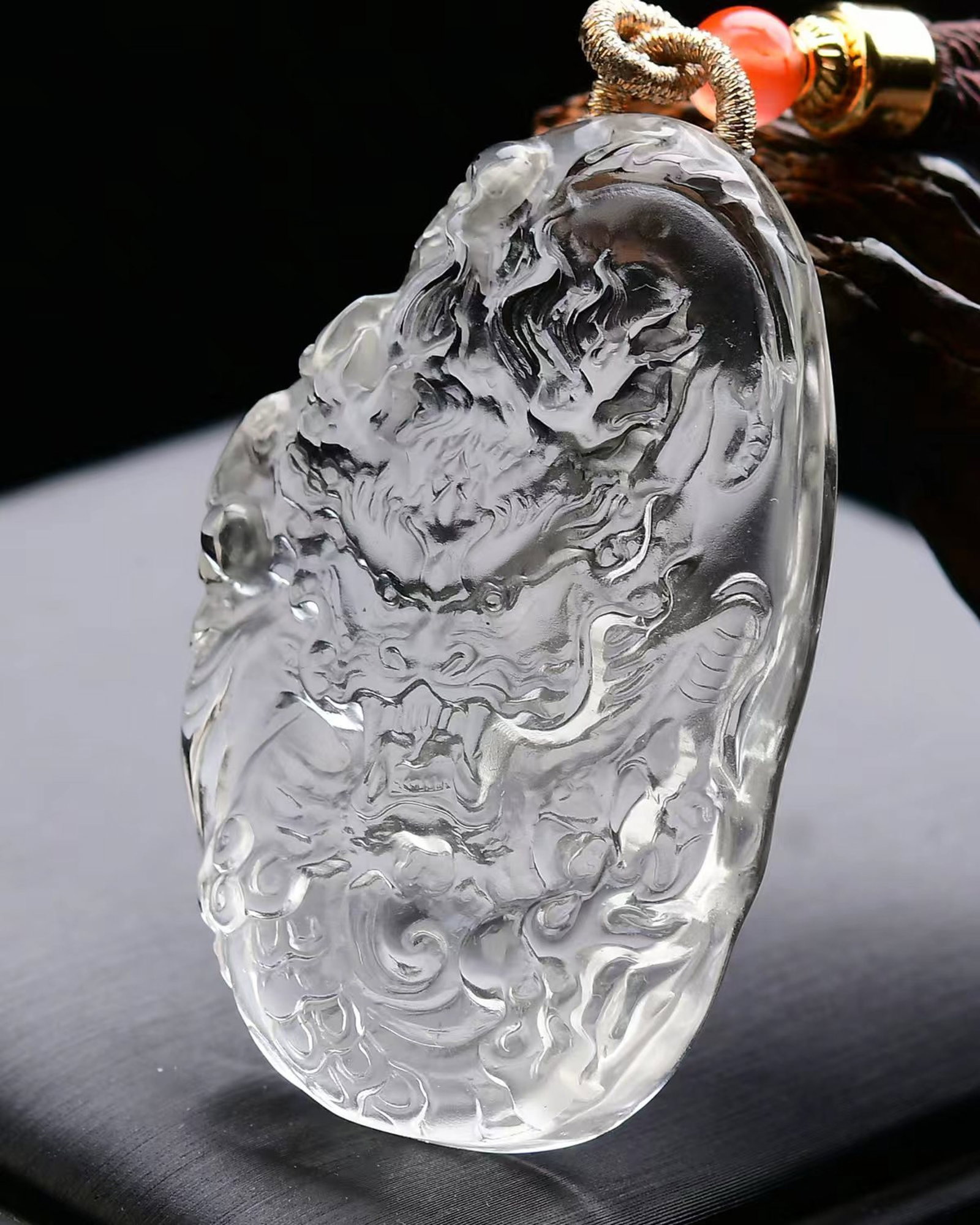 An Exquisite Crystal Dragon Pattern Pendant - 4