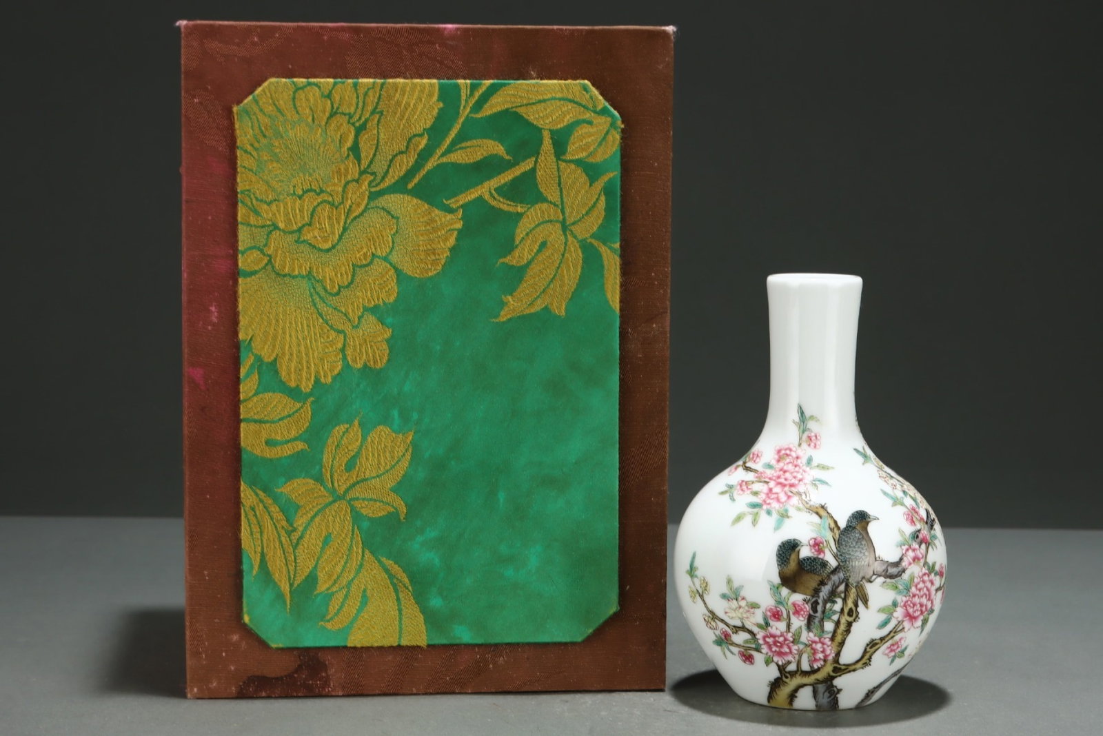 An Exquisite Famille-Rose Flower and Bird Pattern Vase,with poem: An Exquisite Famille-Rose Flower and Bird Pattern Vase,with poem,Qing Dynasty,China,Yongzheng Four-character Mark,Size:6.3inx4.1in 粉彩花鸟纹瓶,带诗