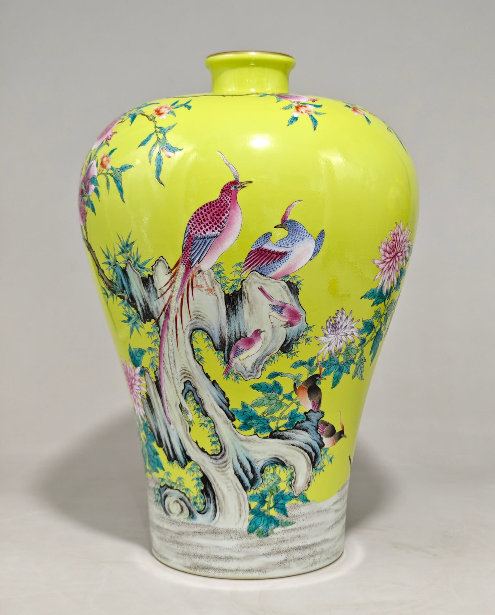 A Rare Yellow Ground Famille-Rose Painted Gold Flower and Bird Pattern Vase: A Rare Yellow Ground Famille-Rose Painted Gold Flower and Bird Pattern Vase,Qing Dynasty,China,Yongzheng Six-character Mark,Size:14.6inx9.8in