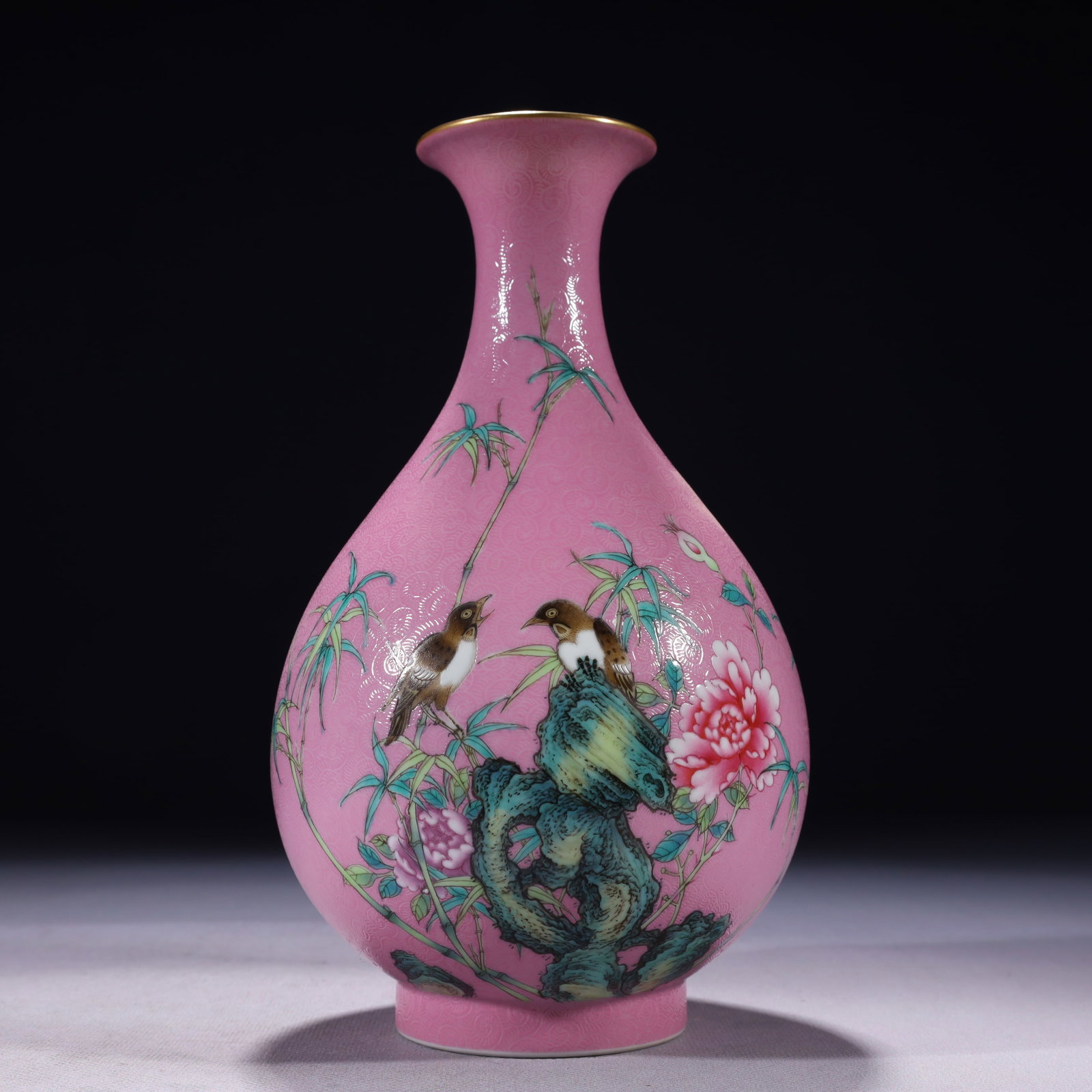 An Exquisite Pink Ground Famille-Rose Painted Gold Flower and Bird Pattern Vase,with poem: An Exquisite Pink Ground Famille-Rose Painted Gold Flower and Bird Pattern Vase,with poem,Qing Dynasty,China,Yongzheng Six-character Mark,Size:4.7inx8.7in,Weight:1250g 粉地粉彩