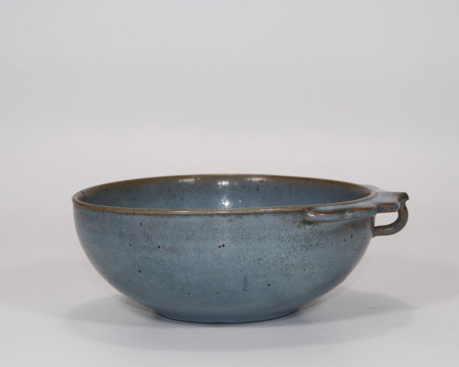 A fine Jun ware celadon hat-rim brush washer (1 of 8)