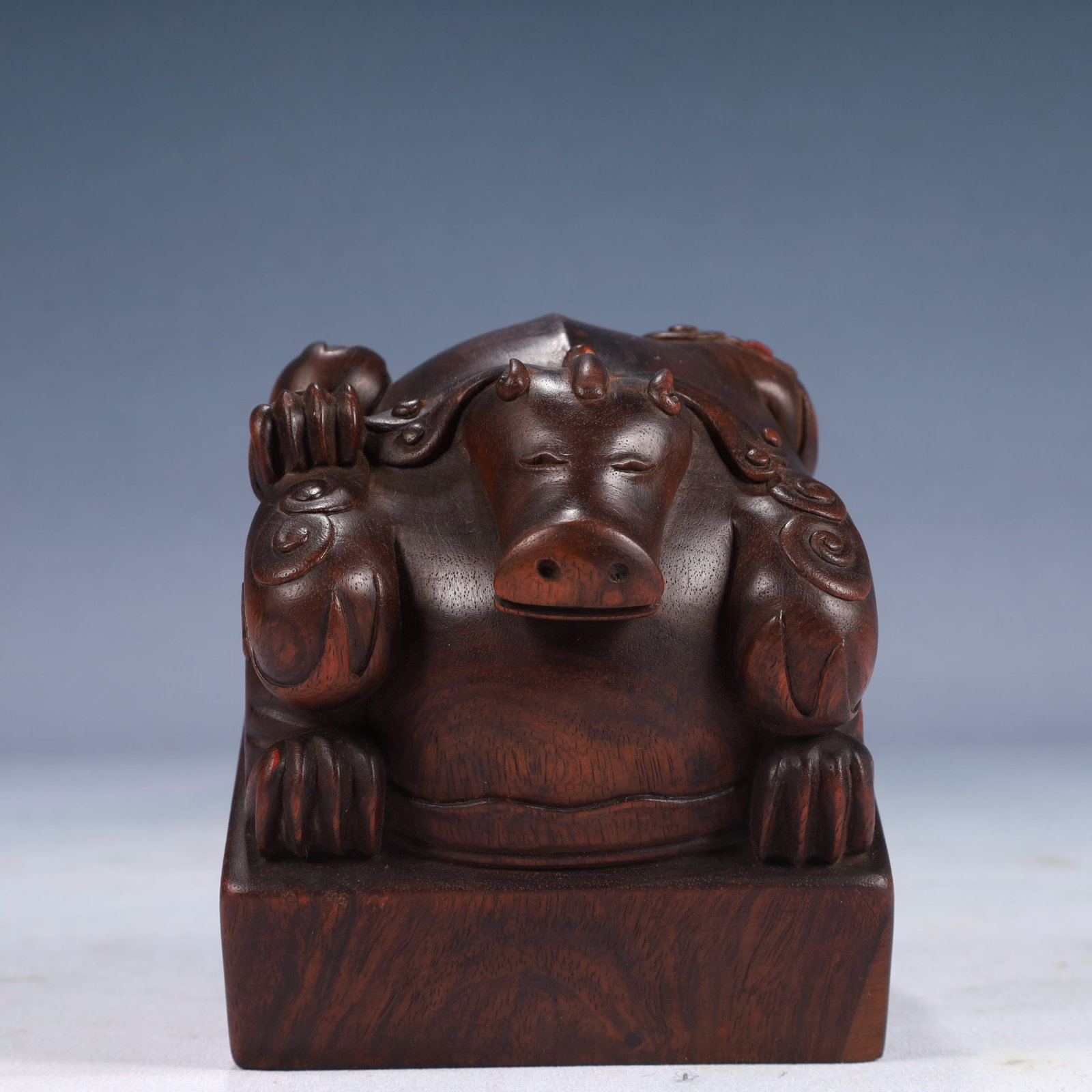 An Exquisite Zitanwood Auspicious Beast Pattern Seal: An Exquisite Zitanwood Auspicious Beast Pattern Seal,Qing Dynasty, China,Size:4.3inx4.3in,Weight:800g 紫檀木瑞兽纹印章,中国清代