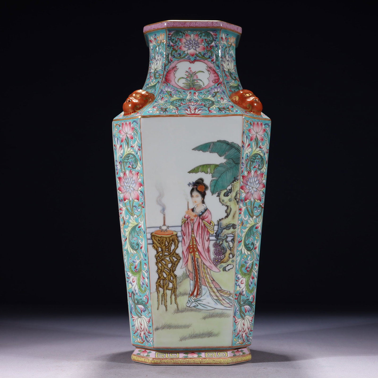 An Exquisite Famille-Rose Painted Gold Character and Story Pattern Vase: An Exquisite Famille-Rose Painted Gold Character and Story Pattern Vase,Qing Dynasty,China,Qianlong Six-character Mark,Size:6.3inx13.8in,Weight:3200g