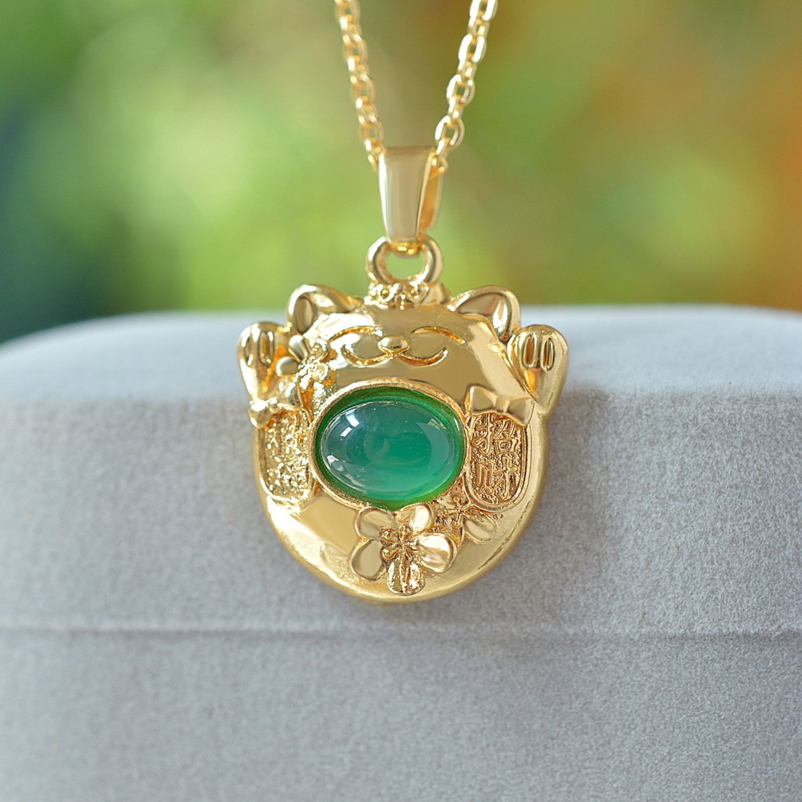 An Exquisite Pendant: An Exquisite Pendant,Size:6mmx8mm 吊坠
