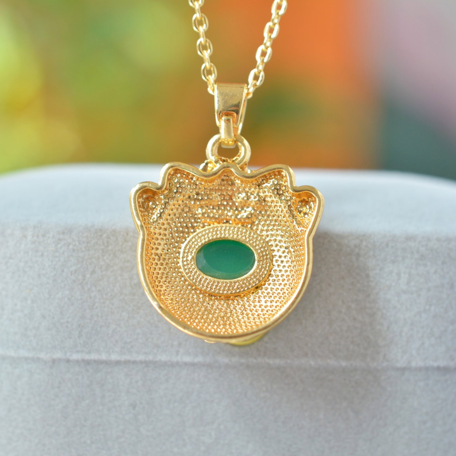 An Exquisite Pendant - 5