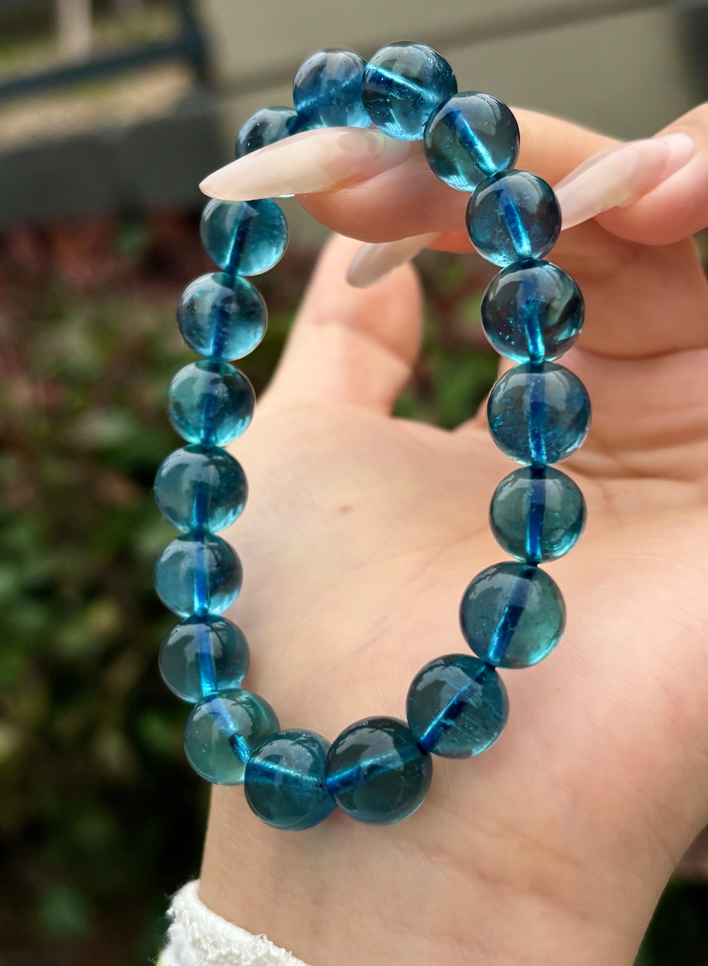 An Exquisite Aquamarine Bracelets: An Exquisite Aquamarine Bracelets,Size:10.5mm,Weight:30.2g 海蓝宝手串