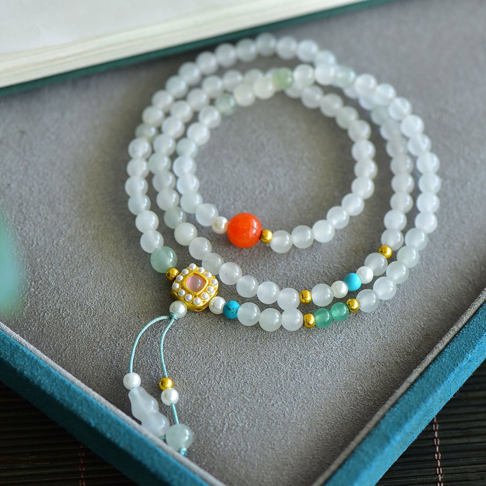 An Exquisite White Jade Bracelets - 4
