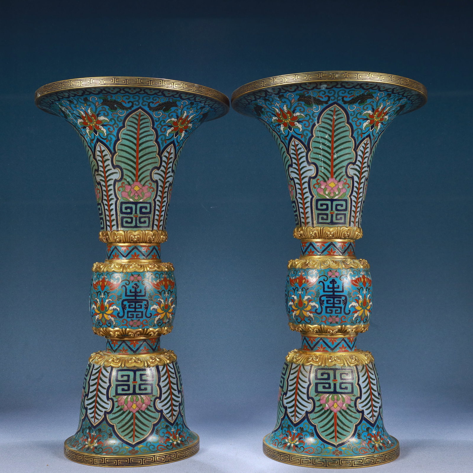 A Pair of Huge Cloisonne Lotus,Bats and Peach Pattern Vases: A Pair of Huge Cloisonne Lotus,Bats and Peach Pattern Vases,Qing Dynasty, China,Qianlong Four-character Mark,Size:16.5inx9.1in,Weight:6100g