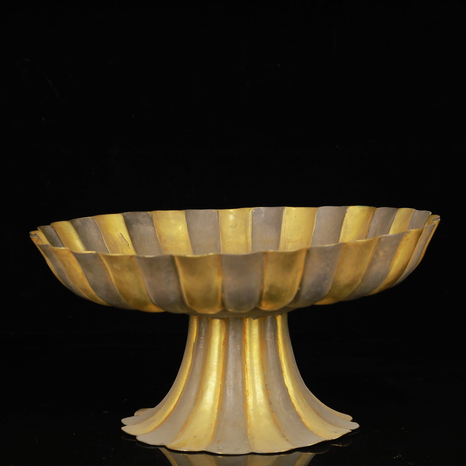 An Exquisite Gilt Silver Phoenix Pattern Cup - 3