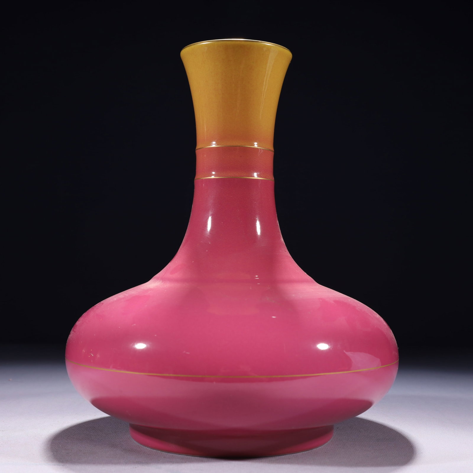 An Exquisite Ruby Red-Glazed Vase: An Exquisite Ruby Red-Glazed Vase,Qing Dynasty,China,Yongzheng Mark,Size:7.9inx10.2in,Weight:1900g 胭脂红瓶,中国清代,雍正款