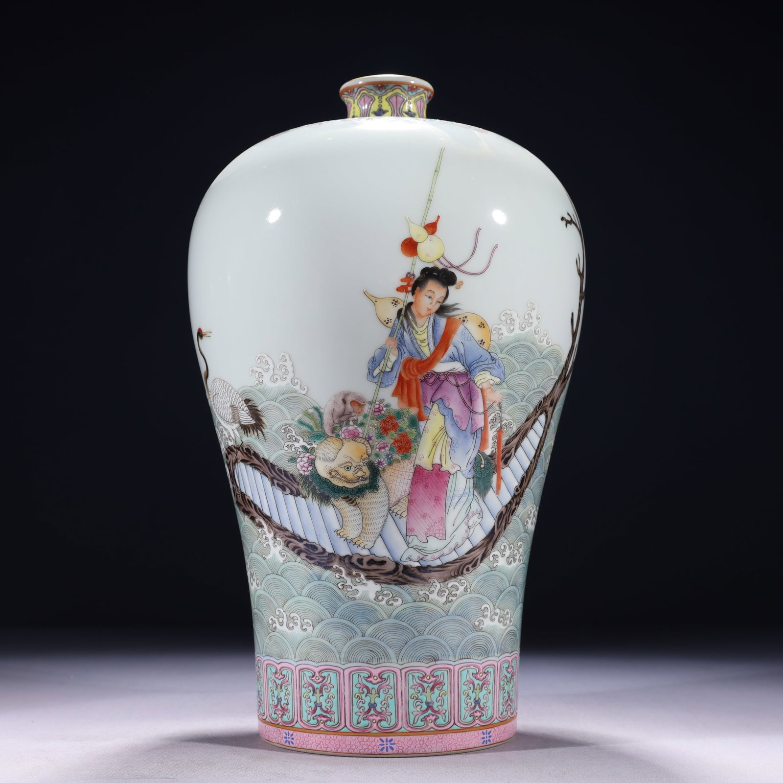 An Exquisite Famille-Rose Painted Gold Character and Story Pattern Vase,with poem: An Exquisite Famille-Rose Painted Gold Character and Story Pattern Vase,with poem,Qing Dynasty,China,Yongzheng Six-character Mark,Size:7.1inx13.4in,Weight:2450g