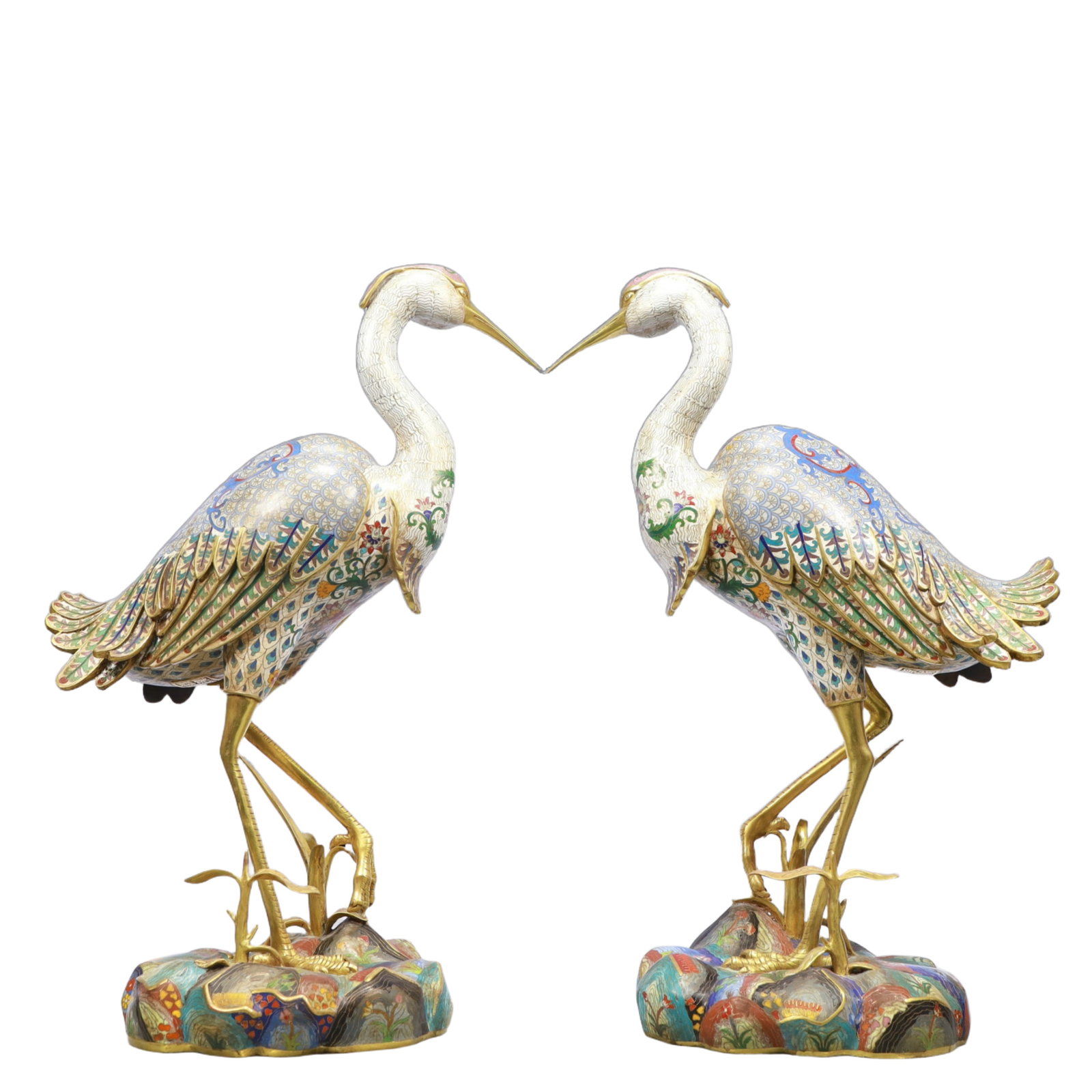 A Pair of Monumental Cloisonne Lotus Pattern Red-crested crane Ornaments: A Pair of Monumental Cloisonne Lotus Pattern Red-crested crane Ornaments,Qing Dynasty, China,Qianlong Four-character Mark,Size:14.6inx7.5inx20.9in Weight:16350g