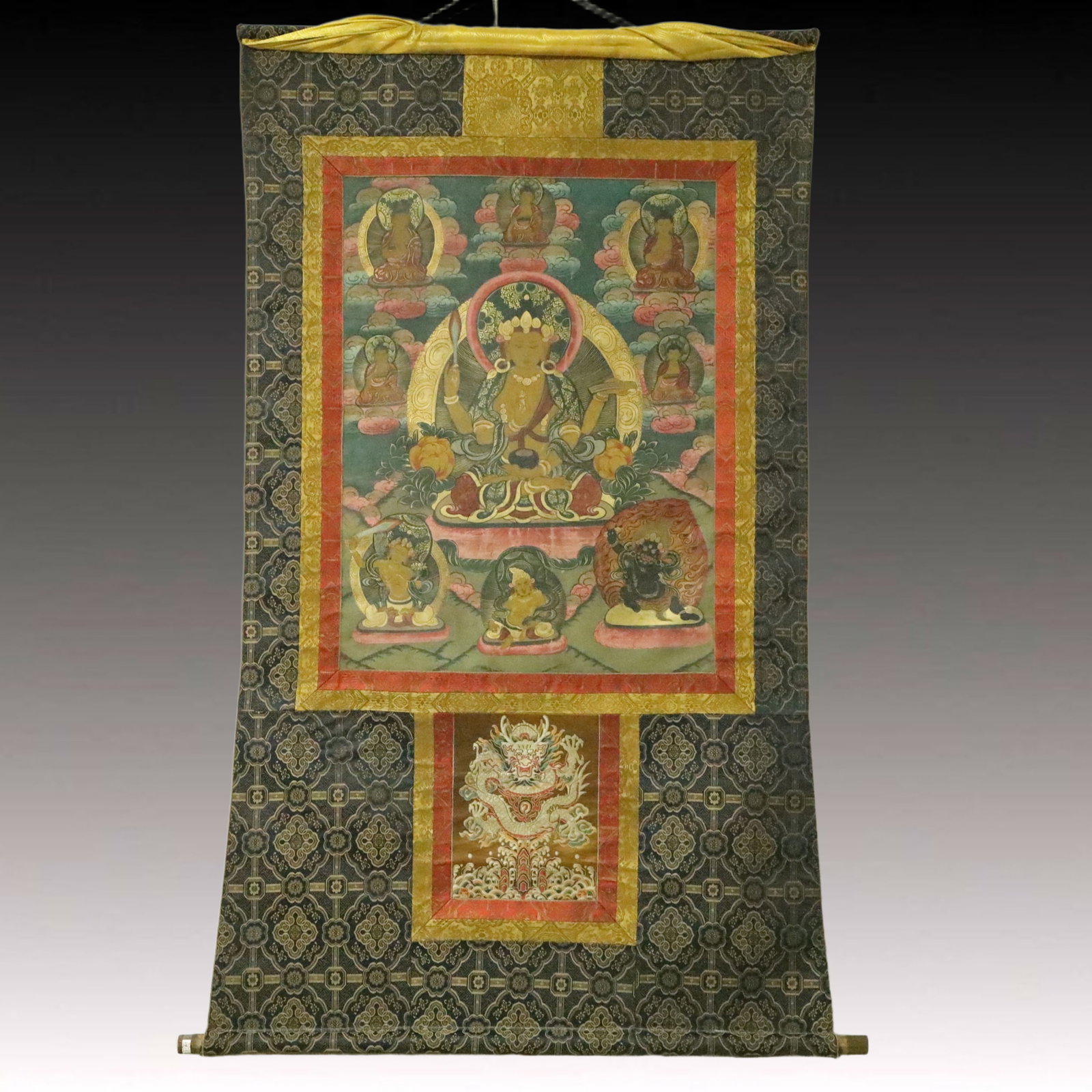 A Rare Brocade Painted Color Statue of Manjusri Tangka: A Rare Brocade Painted Color Statue of Manjusri Tangka,Qing Dynasty, China,Size:37inx61in 织锦彩绘文殊菩萨像唐卡,中国ę