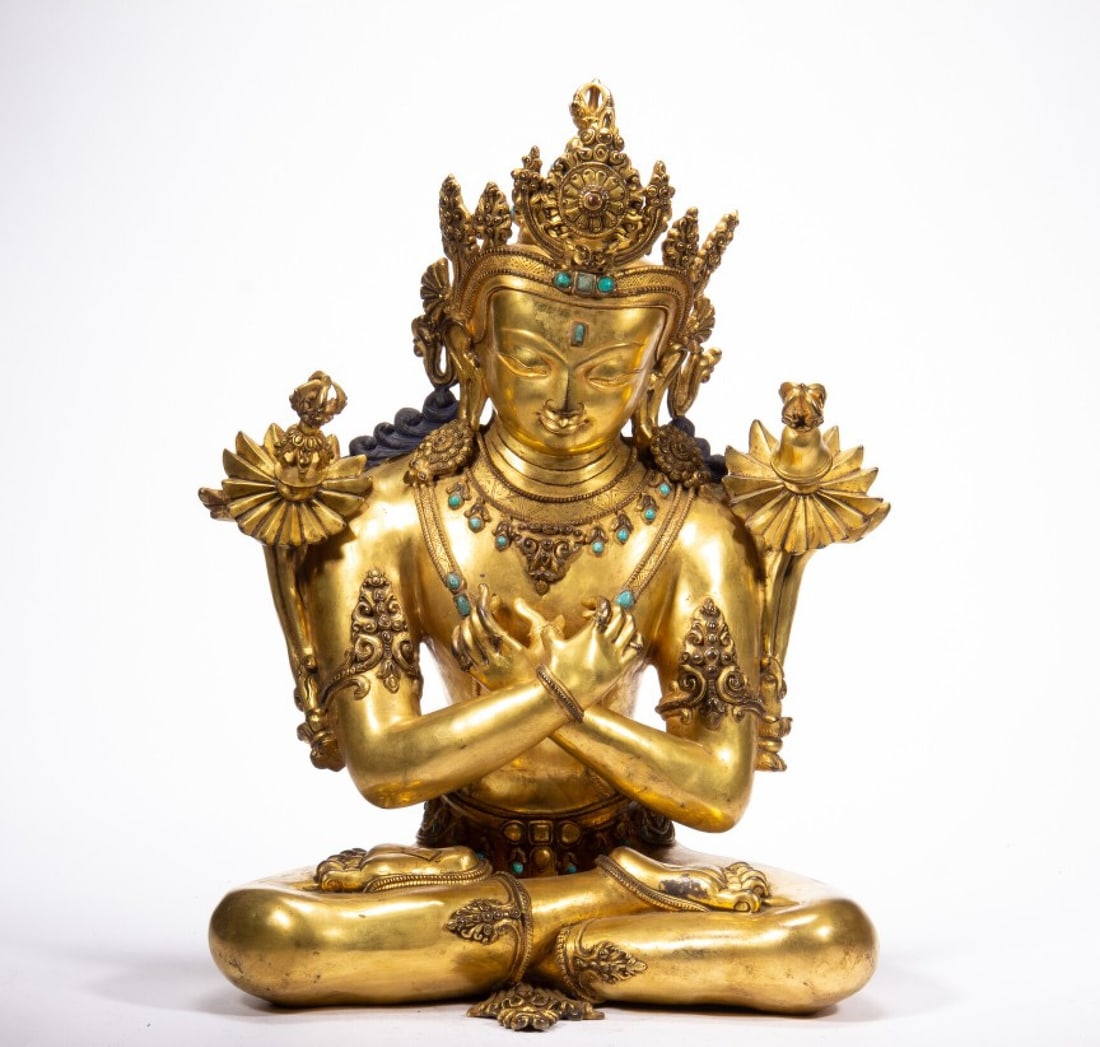 A Solemn Gilt Bronze Statue of Vajradhara,Inlaid Turquoise: A Solemn Gilt Bronze Statue of Vajradhara,Inlaid Turquoise,Ming Dynasty,China,Size:14.2inx8.7inx18.9in,Weight:12100g 铜鎏金金刚总持像,嵌绿&#