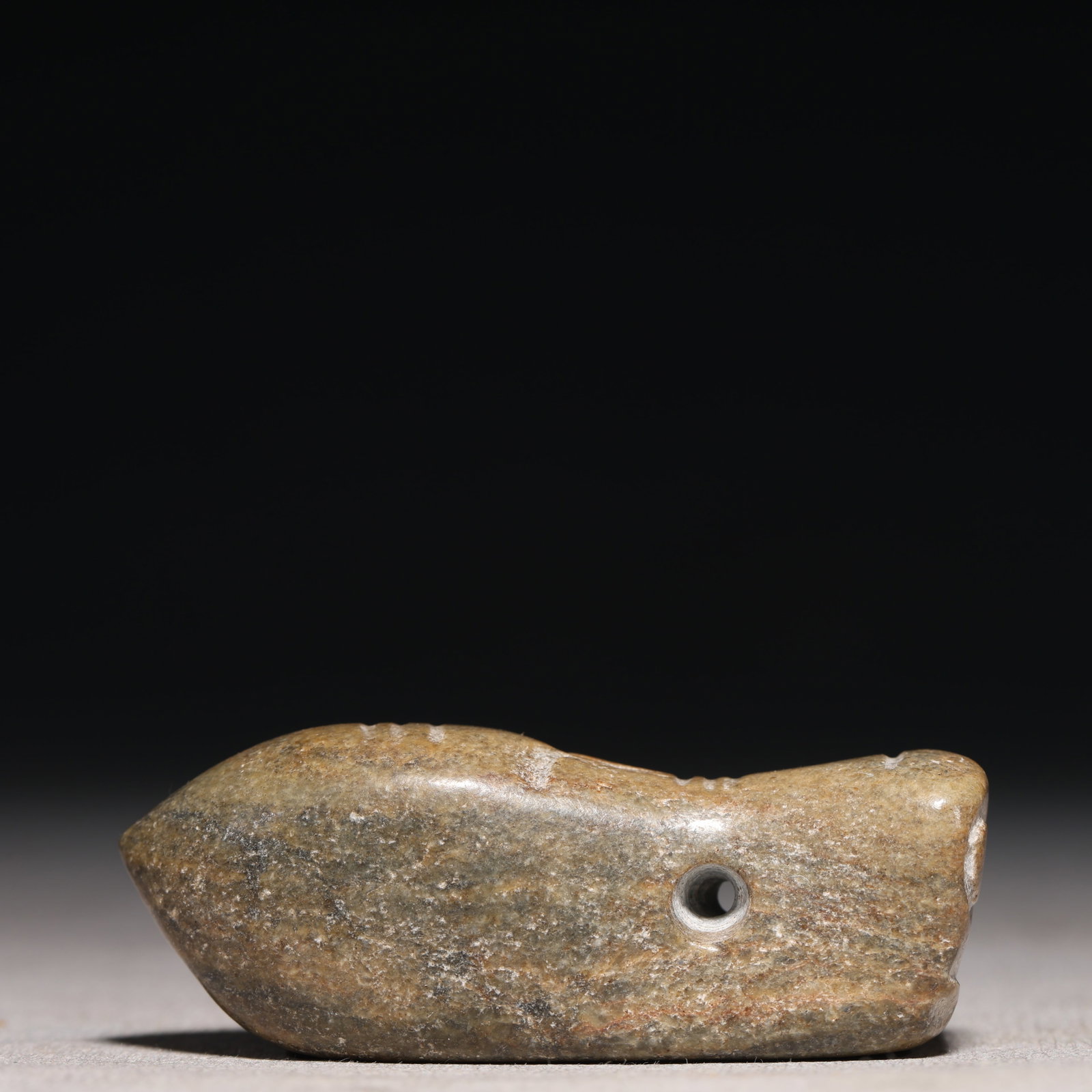 An Archaic Hongshan Culture Greenish Jade Animal Pendant: An Archaic Hongshan Culture Greenish Jade Animal Pendant,Ancient Time, China,Size:2.4inx0.8in Weight:62.2g 红山文化青白玉动物挂件,
