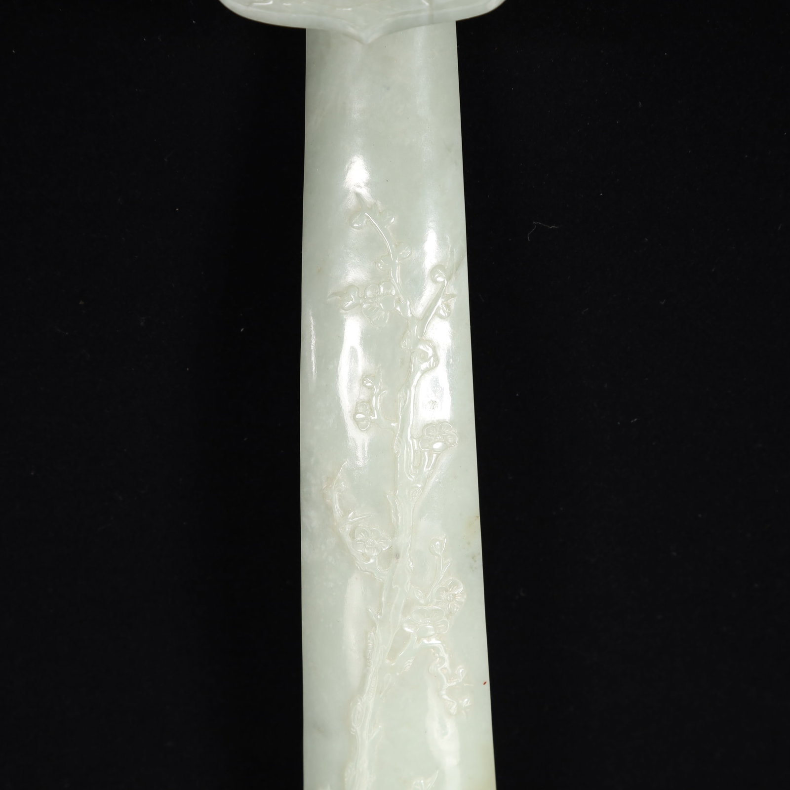 A Rare White Jade Flower Pattern Ruyi - 3