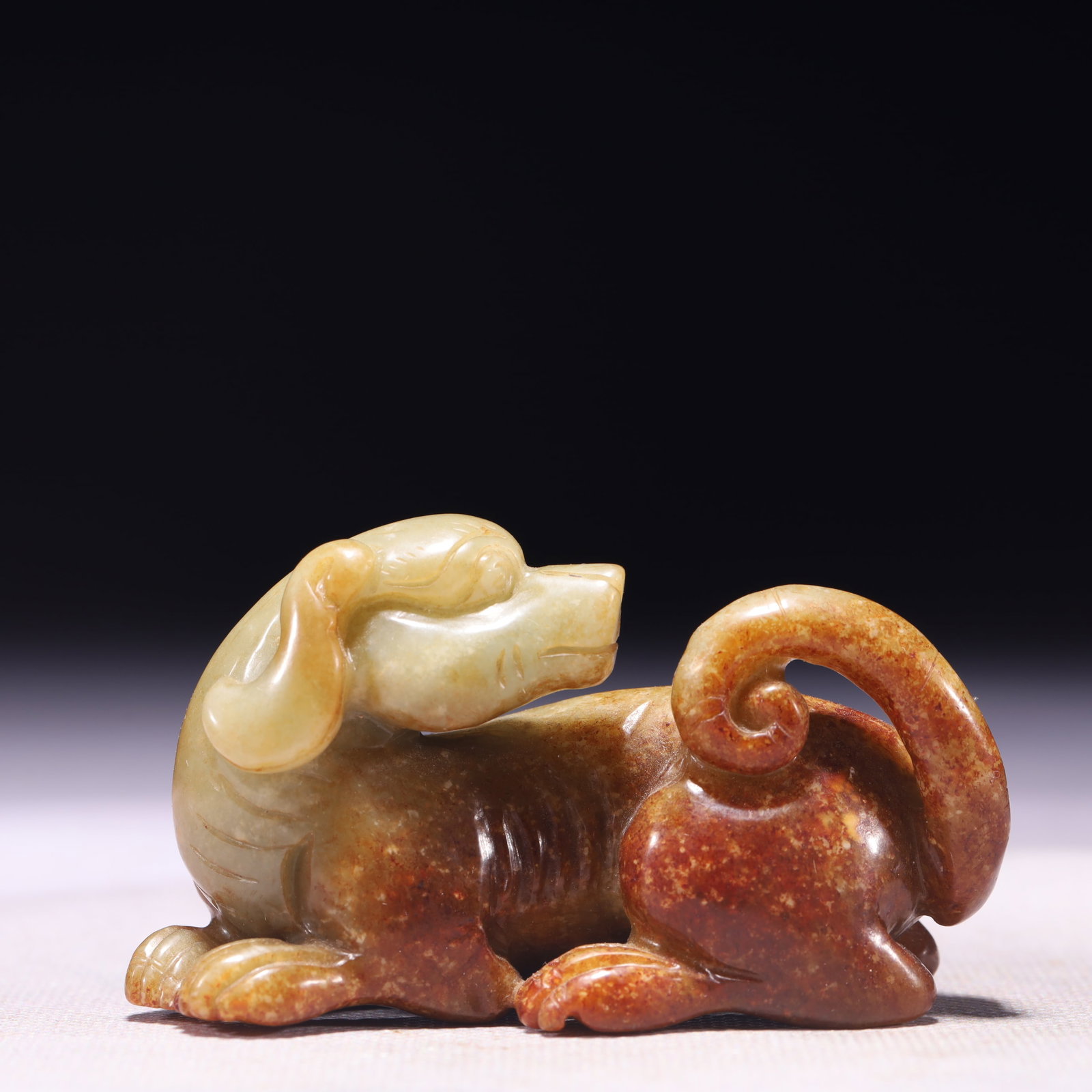 An Exquisite White Jade Dog Ornament: An Exquisite White Jade Dog Ornament,Qing Dynasty,China,Size:3.1inx1.4inx1.8in,Weight:155g 白玉犬摆件,中国清代
