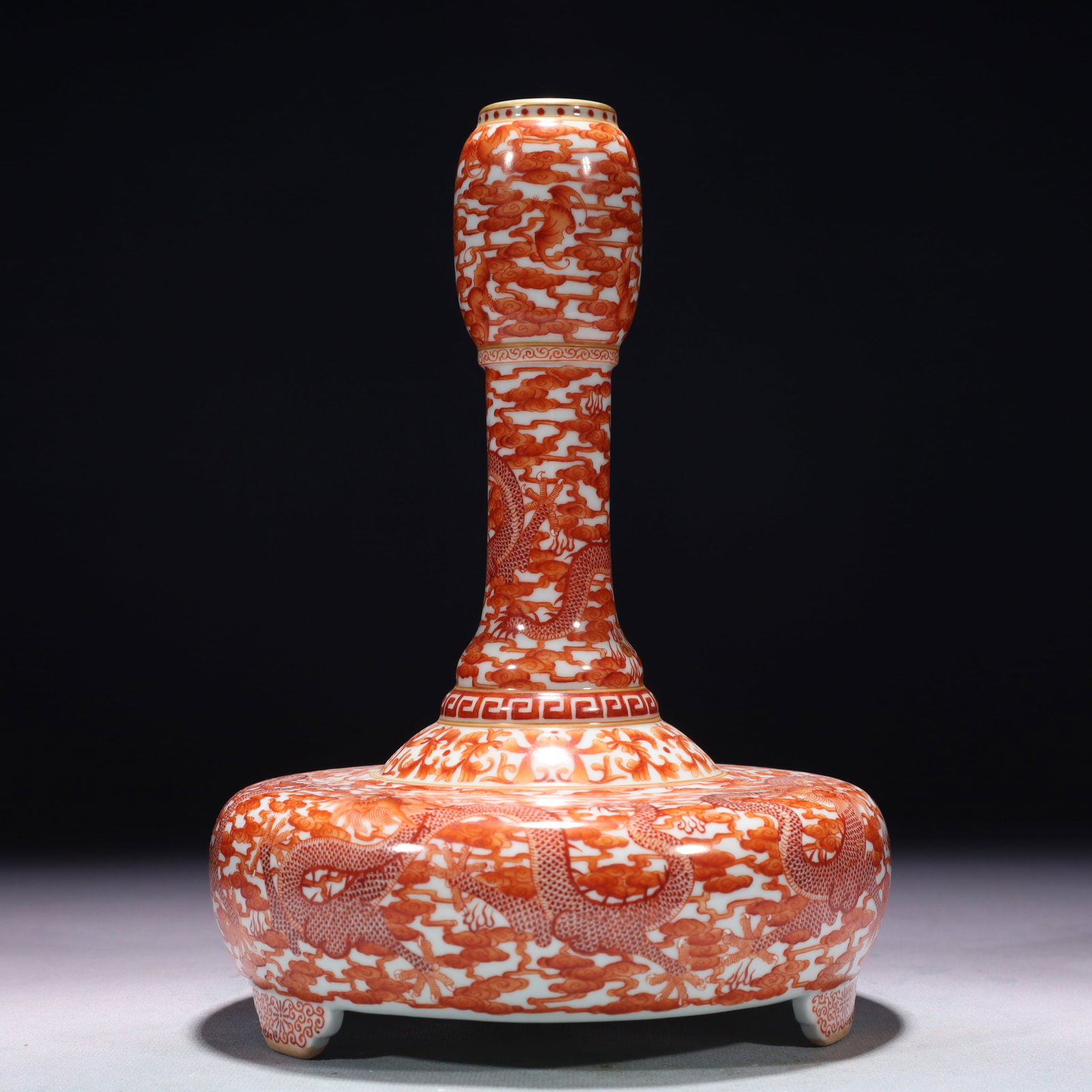 An Exquisite Iron-Red Painted Gold Auspicious Cloud and Dragon Pattern Vase: An Exquisite Iron-Red Painted Gold Auspicious Cloud and Dragon Pattern Vase,Qing Dynasty,China,Qianlong Six-character Mark,Size:6.3inx9.8in,Weight:1250g 矾红描金祥云