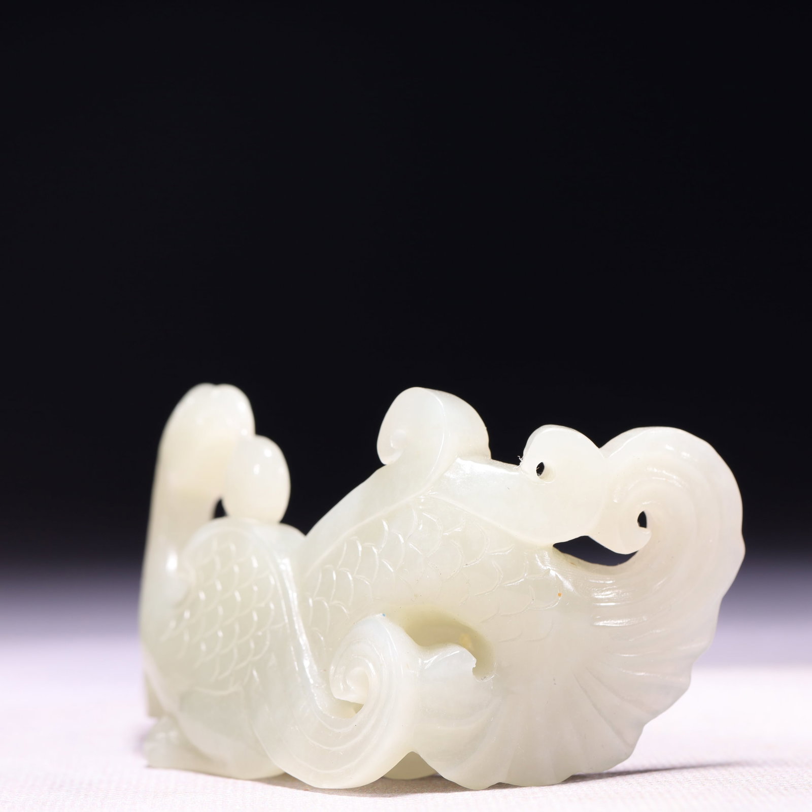 A Rare White Jade Phoenix Pattern Ornament - 5